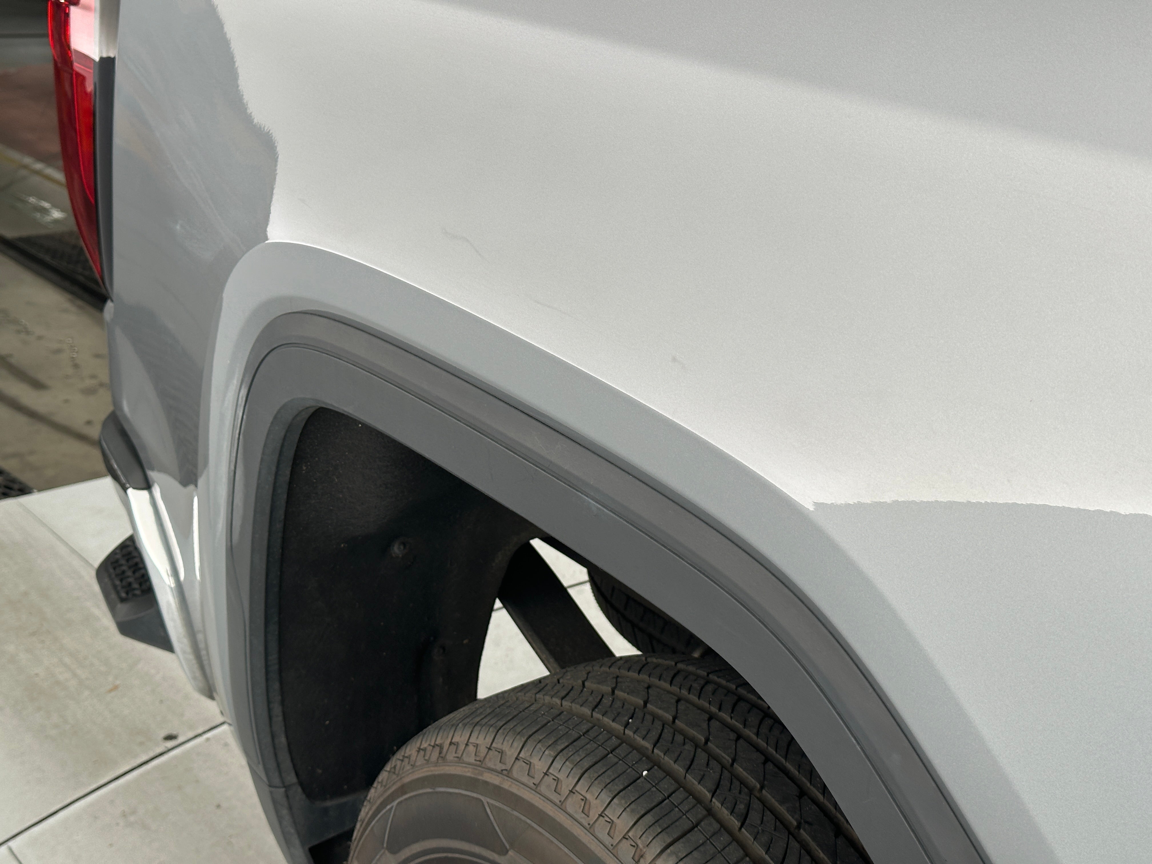 2024 GMC Sierra 1500 SLT - Photo 26