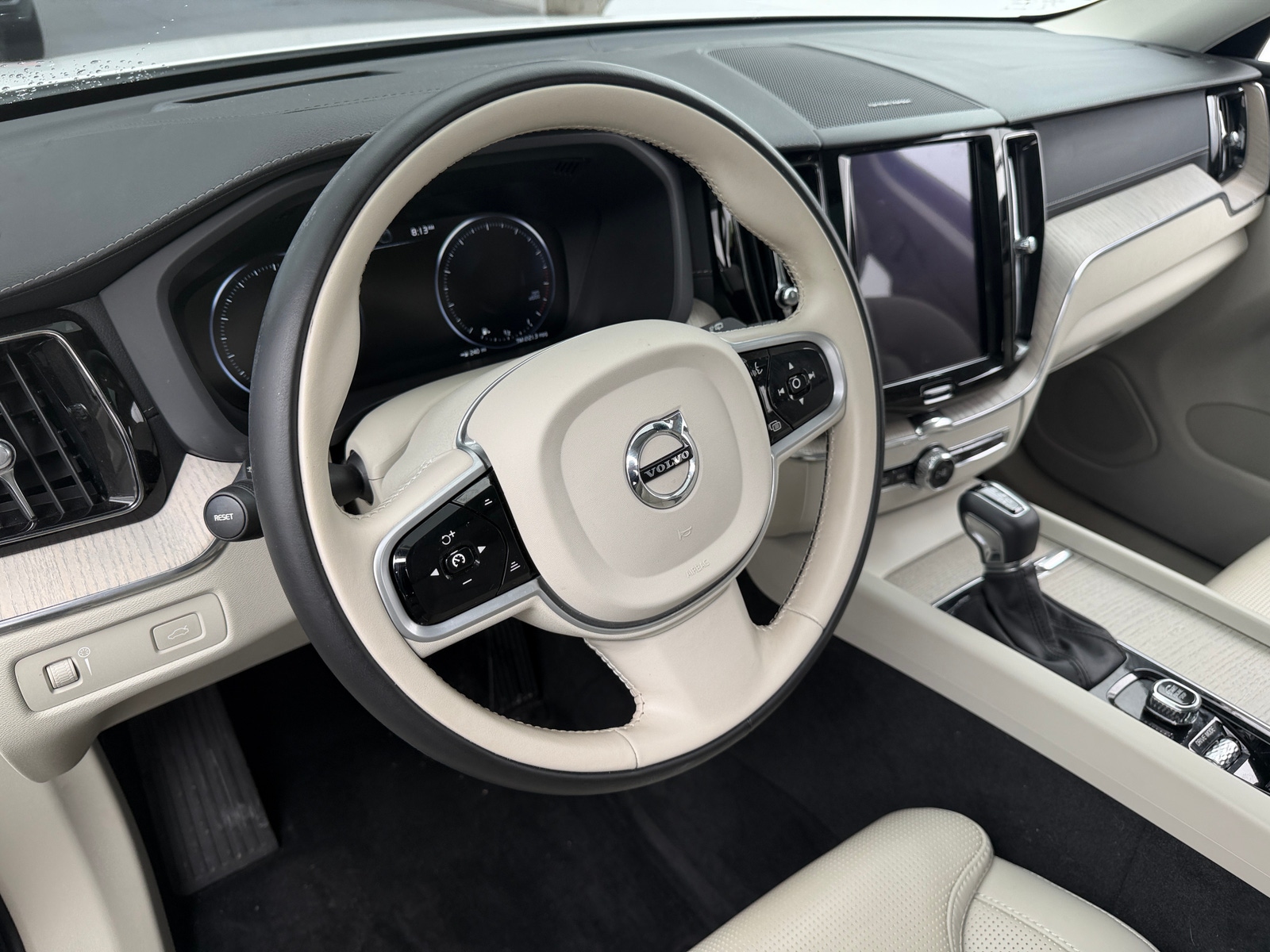 Thumbnail: 2020 Volvo XC60 - 4