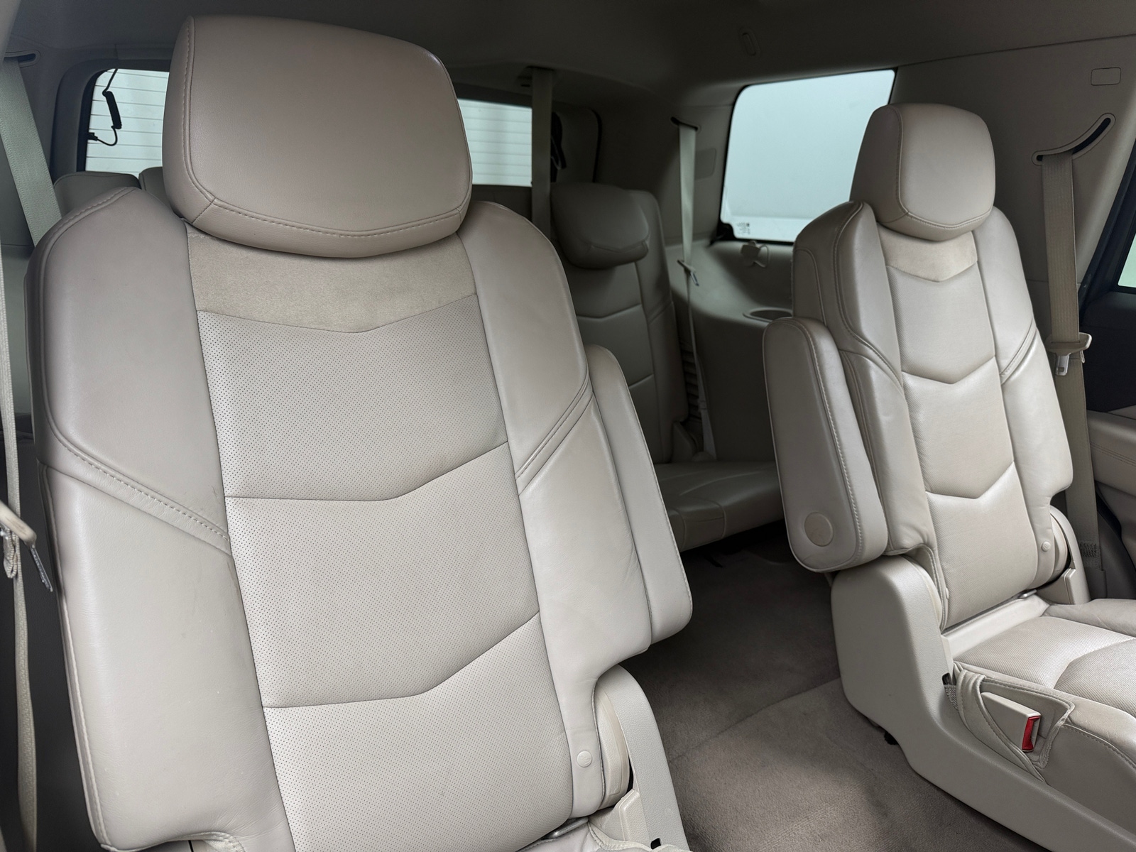 Thumbnail: 2015 Cadillac Escalade - 5