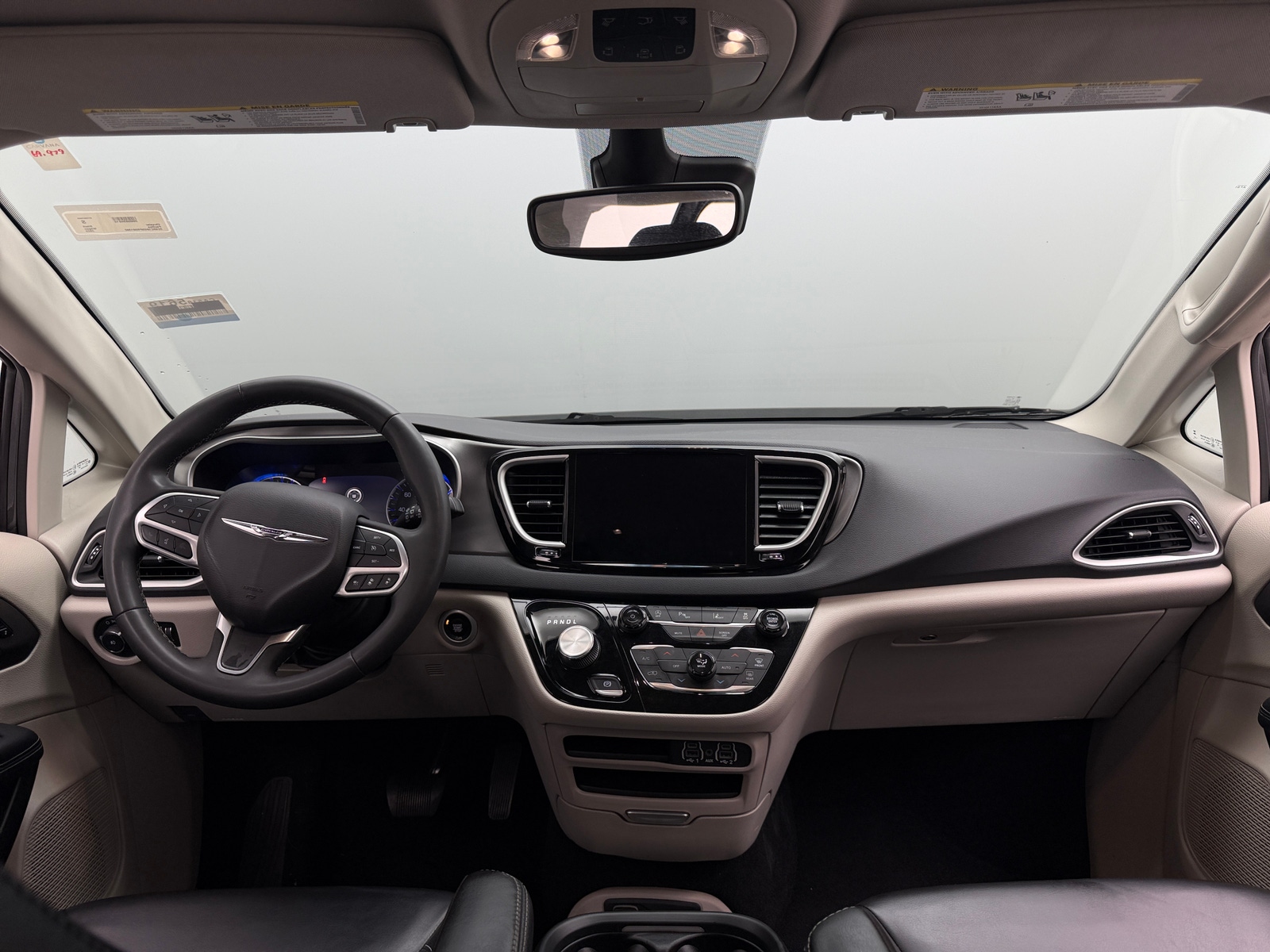 Thumbnail: 2023 Chrysler Pacifica - 2