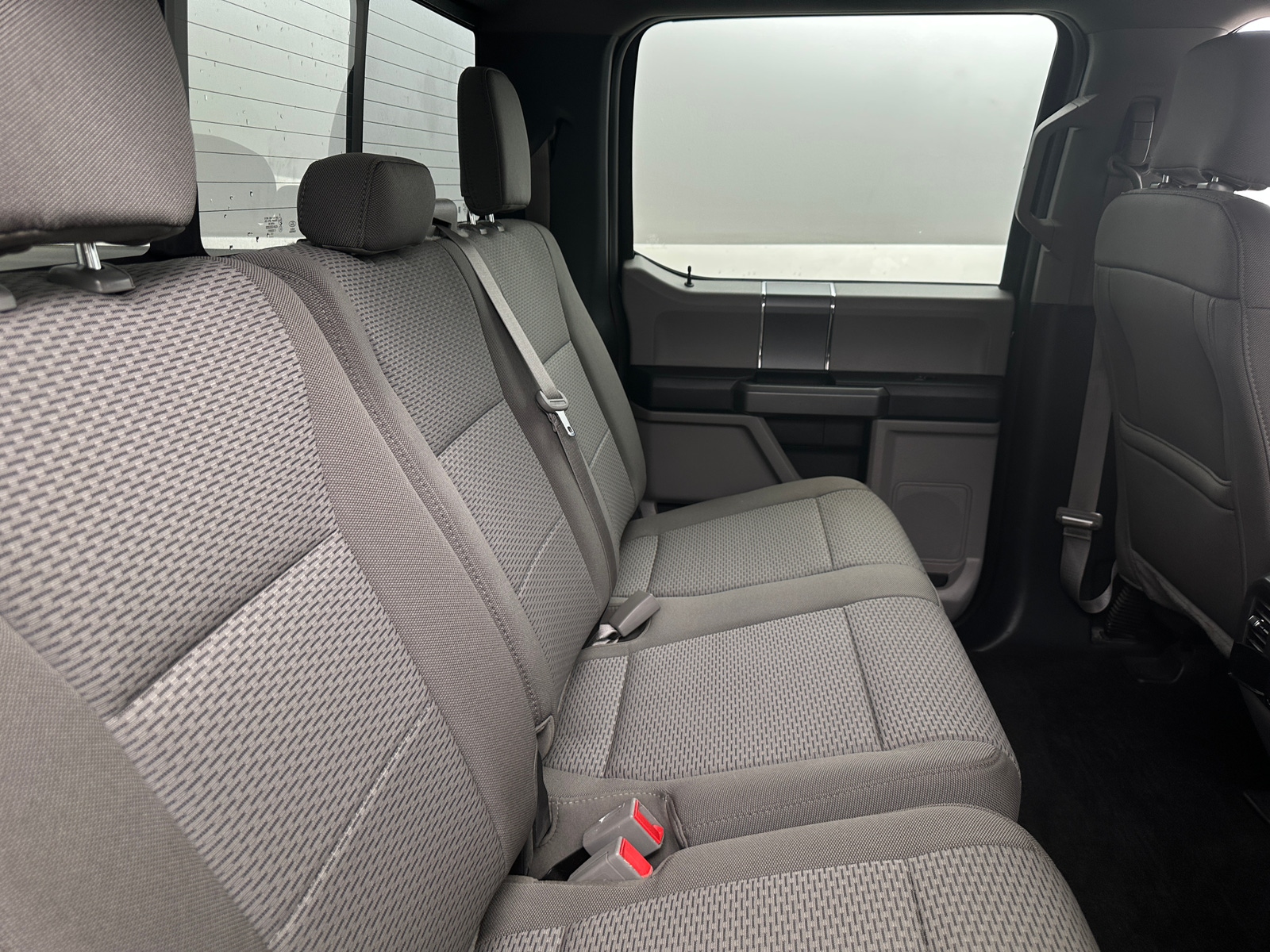 Thumbnail: 2019 Ford Econoline - 6