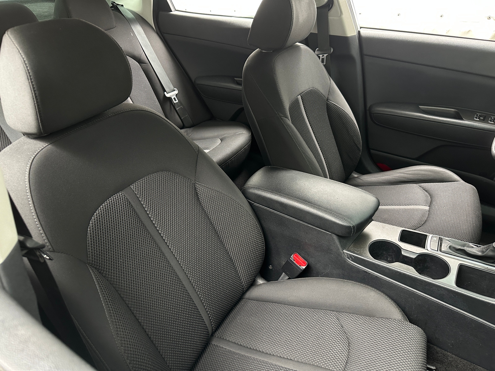 Thumbnail: 2019 Kia Optima - 2
