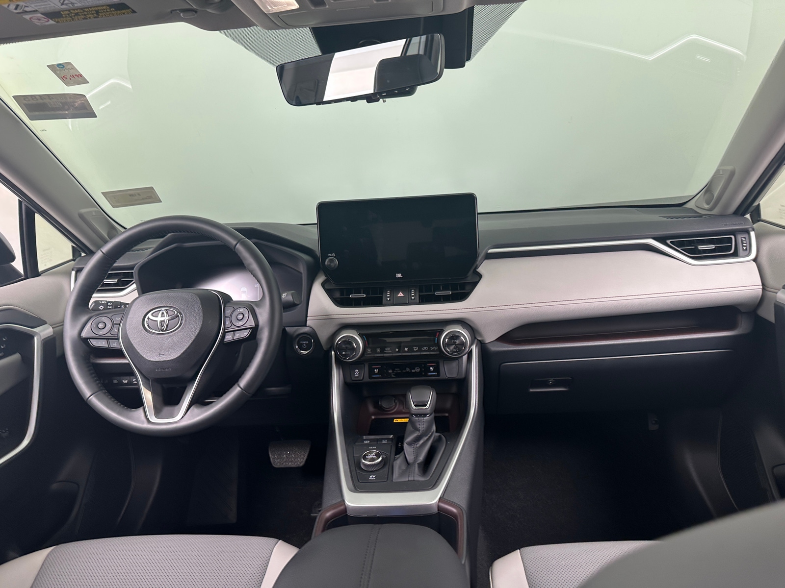 Thumbnail: 2024 Toyota RAV4 - 2