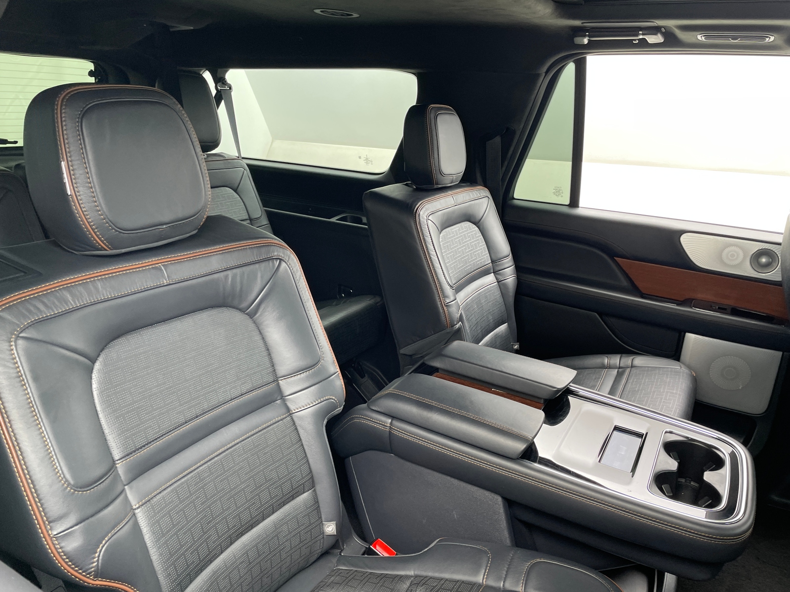 Thumbnail: 2023 Lincoln Navigator L - 5