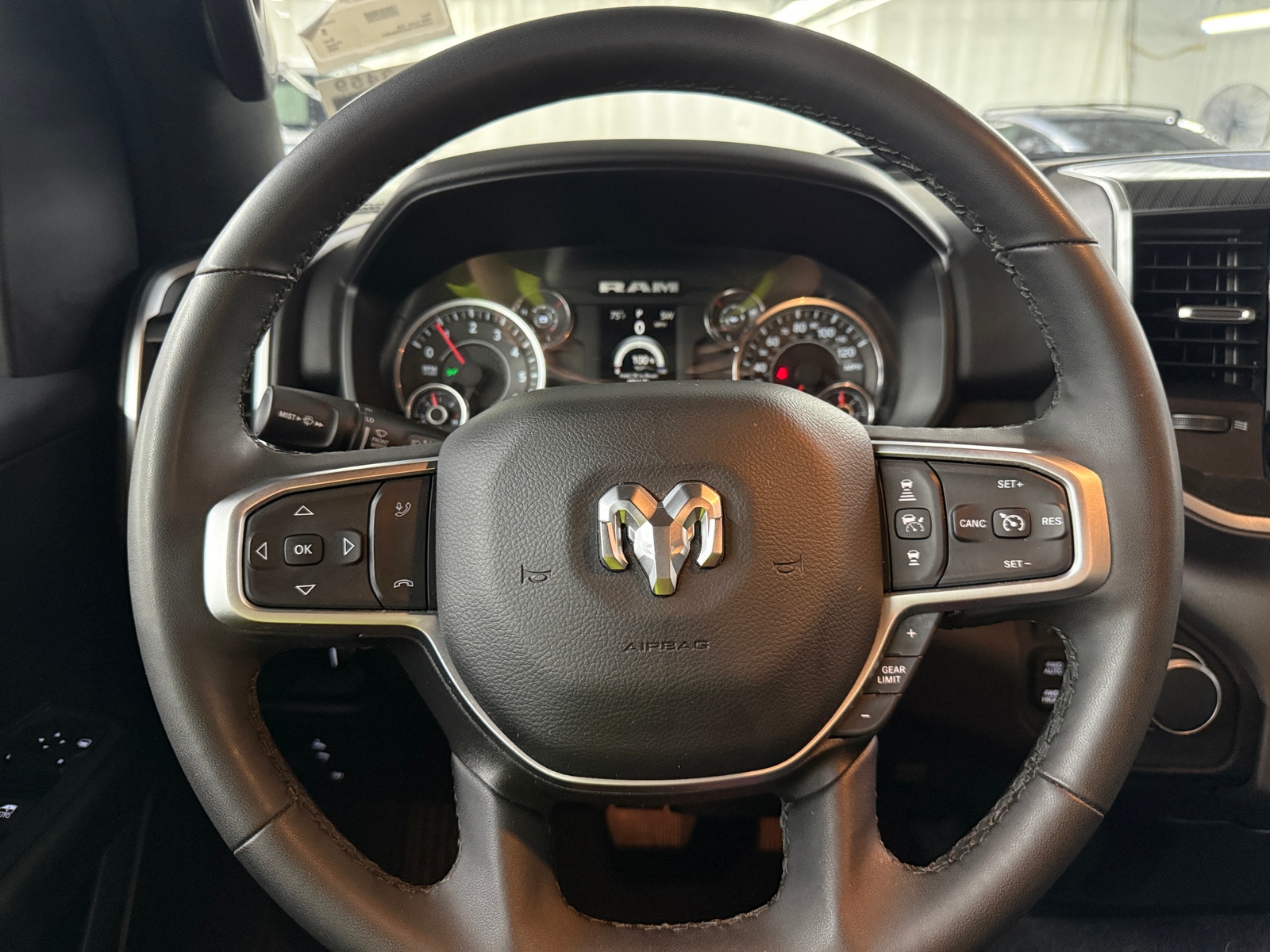 Thumbnail: 2025 RAM 1500 - 5