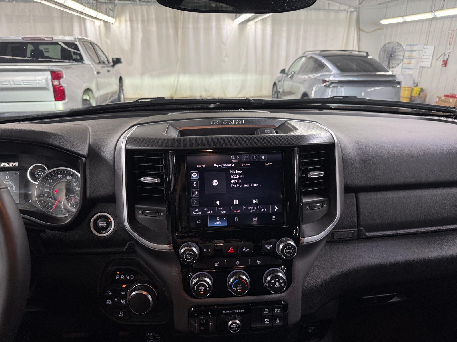 Thumbnail: 2025 RAM 1500 - 4