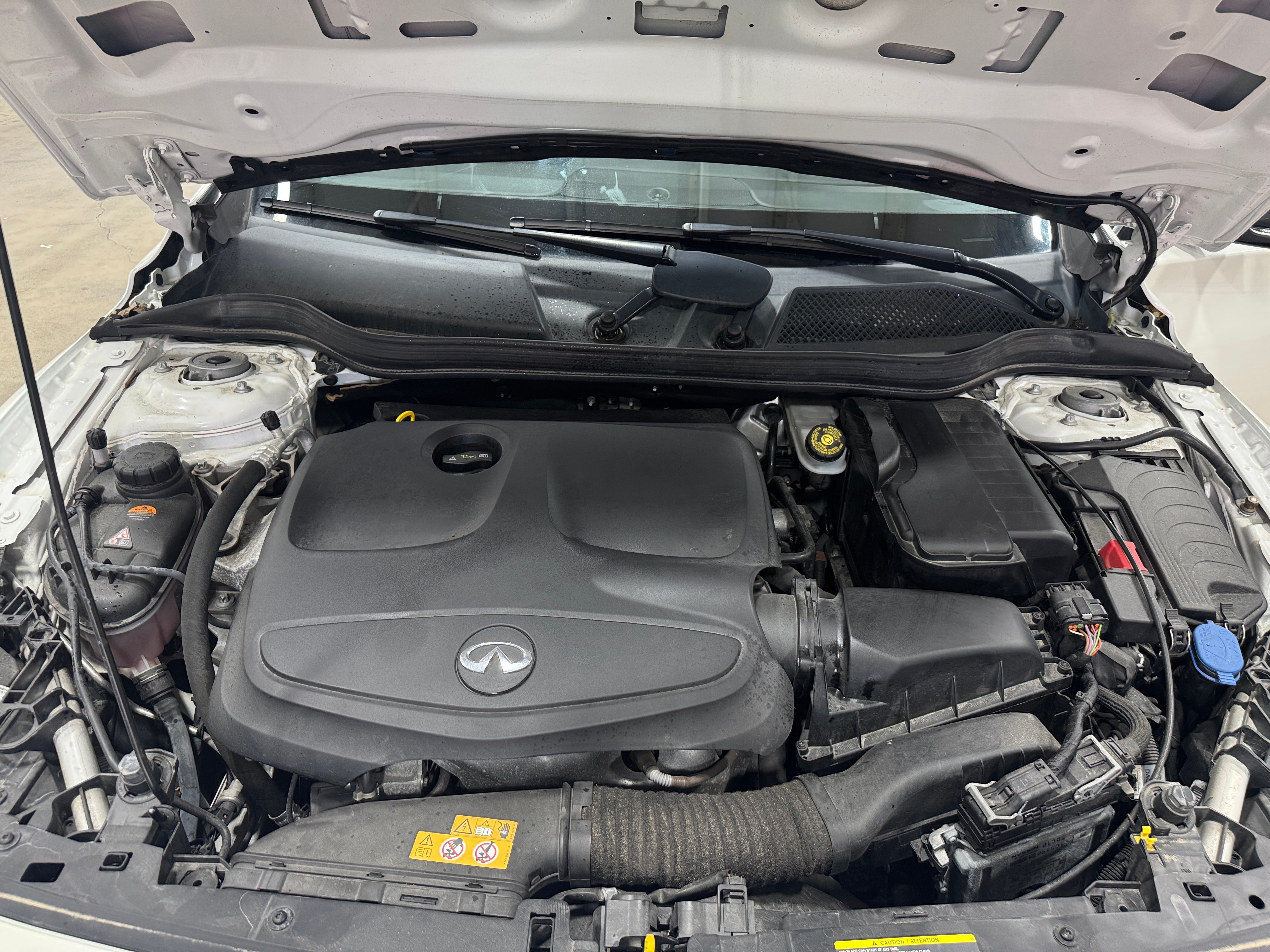 2017 INFINITI QX30