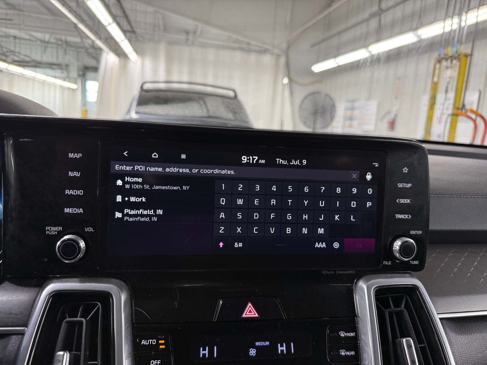 Thumbnail: 2023 Kia Sorento - 3