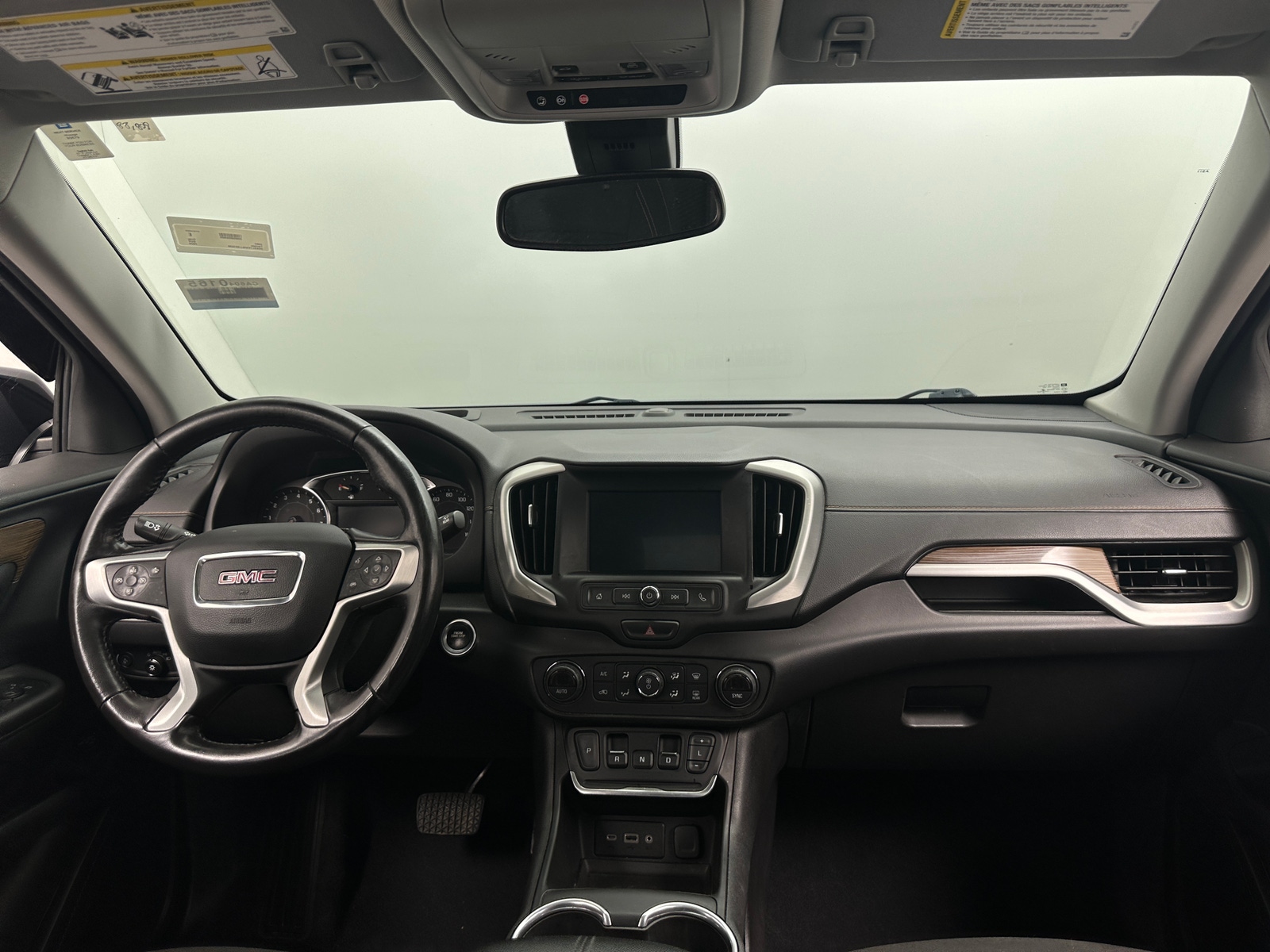 Thumbnail: 2020 GMC Terrain - 3