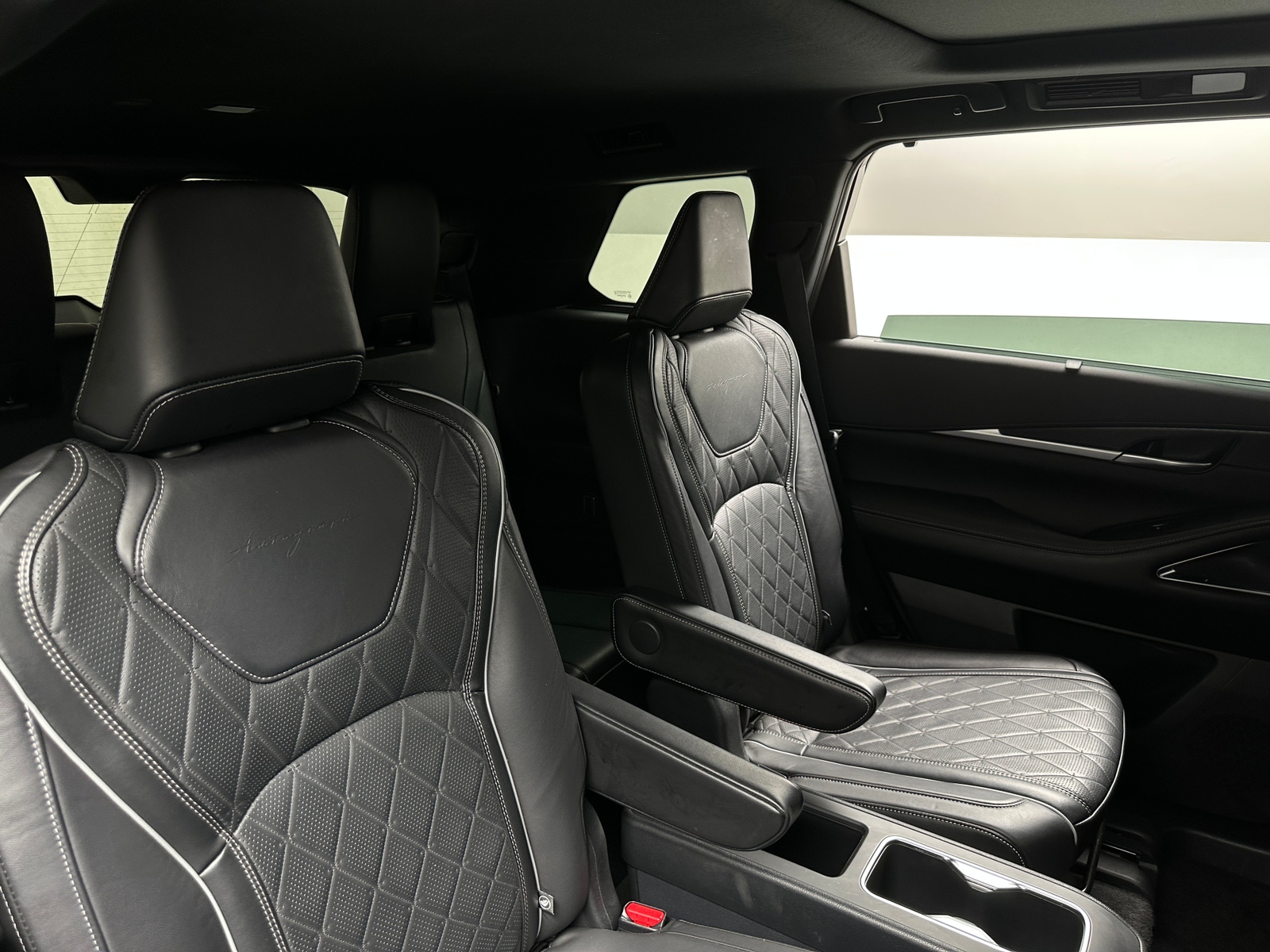 Thumbnail: 2025 INFINITI QX60 - 5