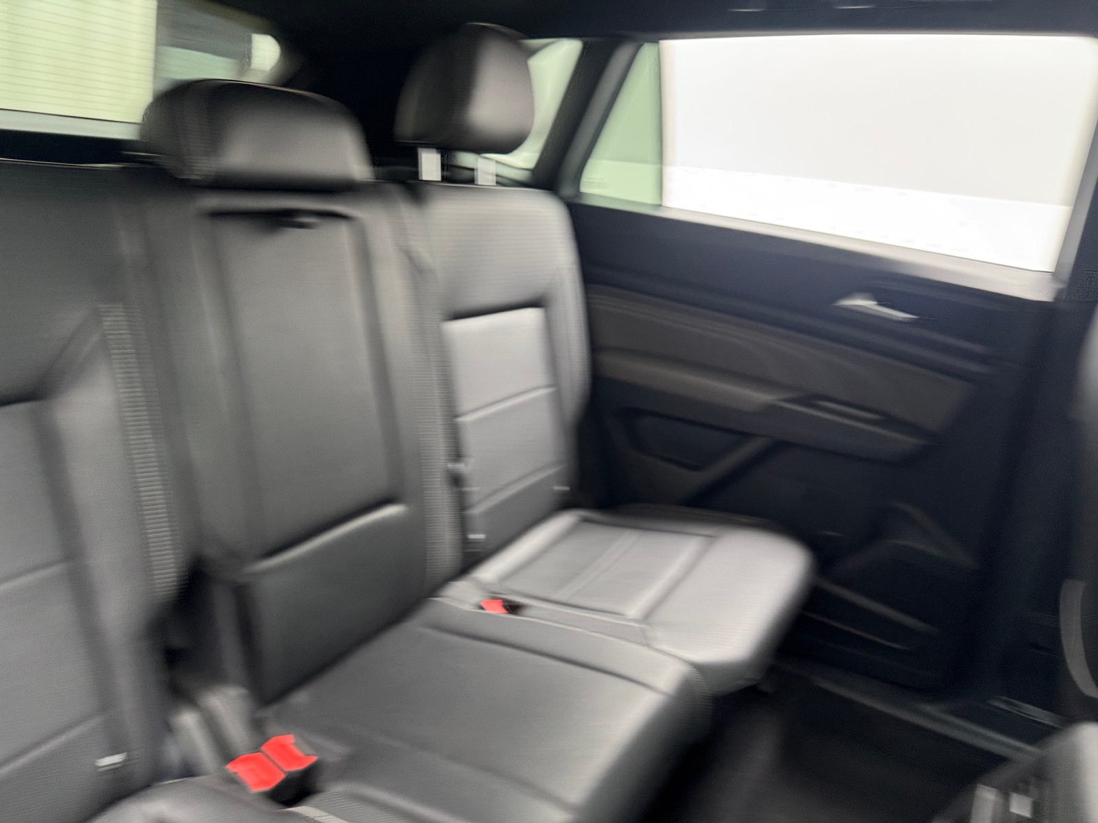 Thumbnail: 2023 Volkswagen Atlas - 5