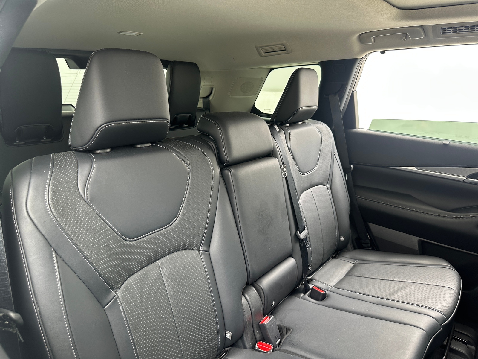 Thumbnail: 2023 INFINITI QX60 - 5