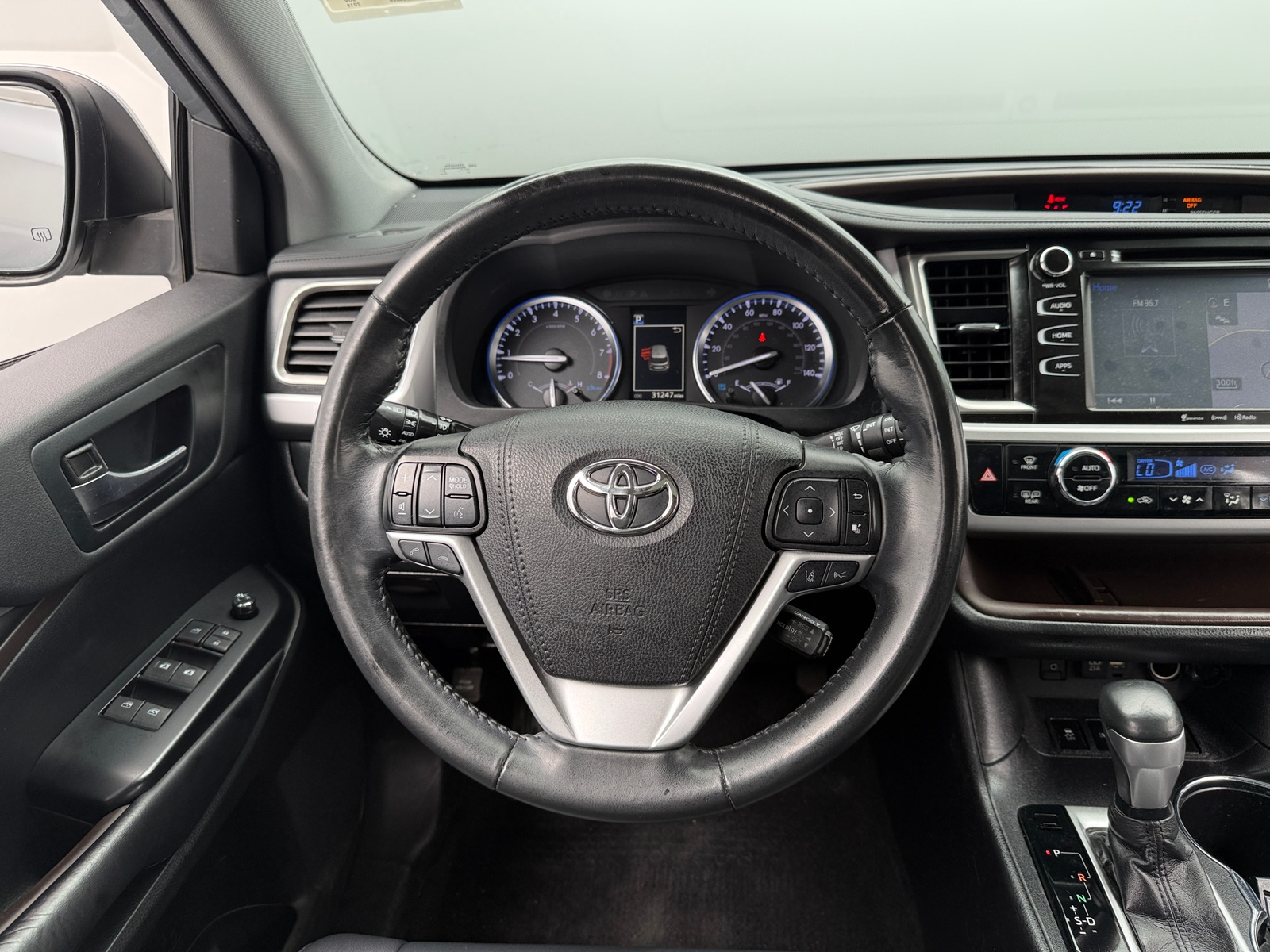 Thumbnail: 2019 Toyota Highlander - 4
