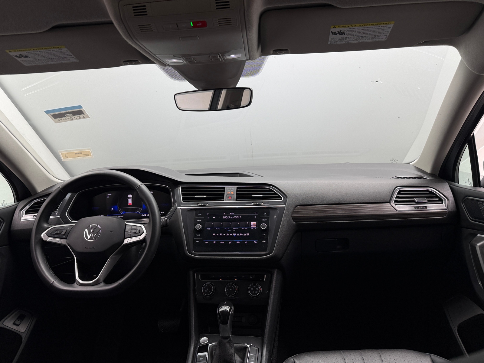 Thumbnail: 2024 Volkswagen Tiguan - 3