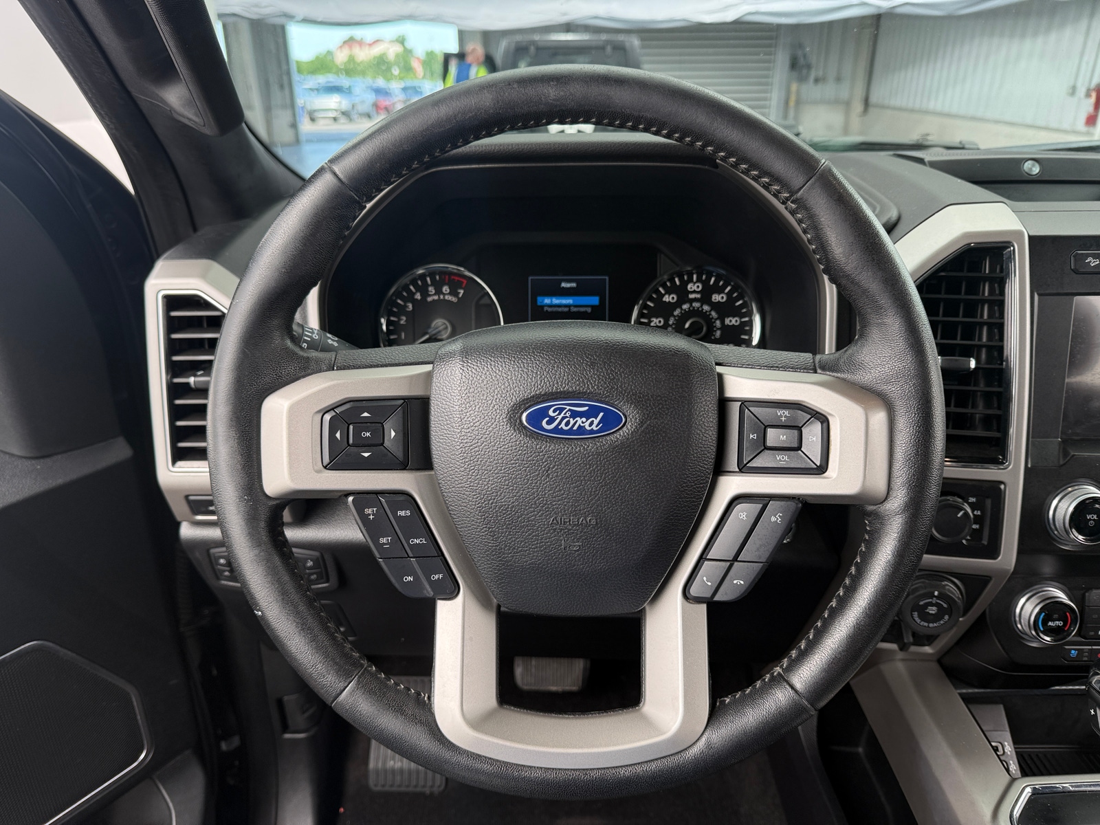 Thumbnail: 2019 Ford Econoline - 4