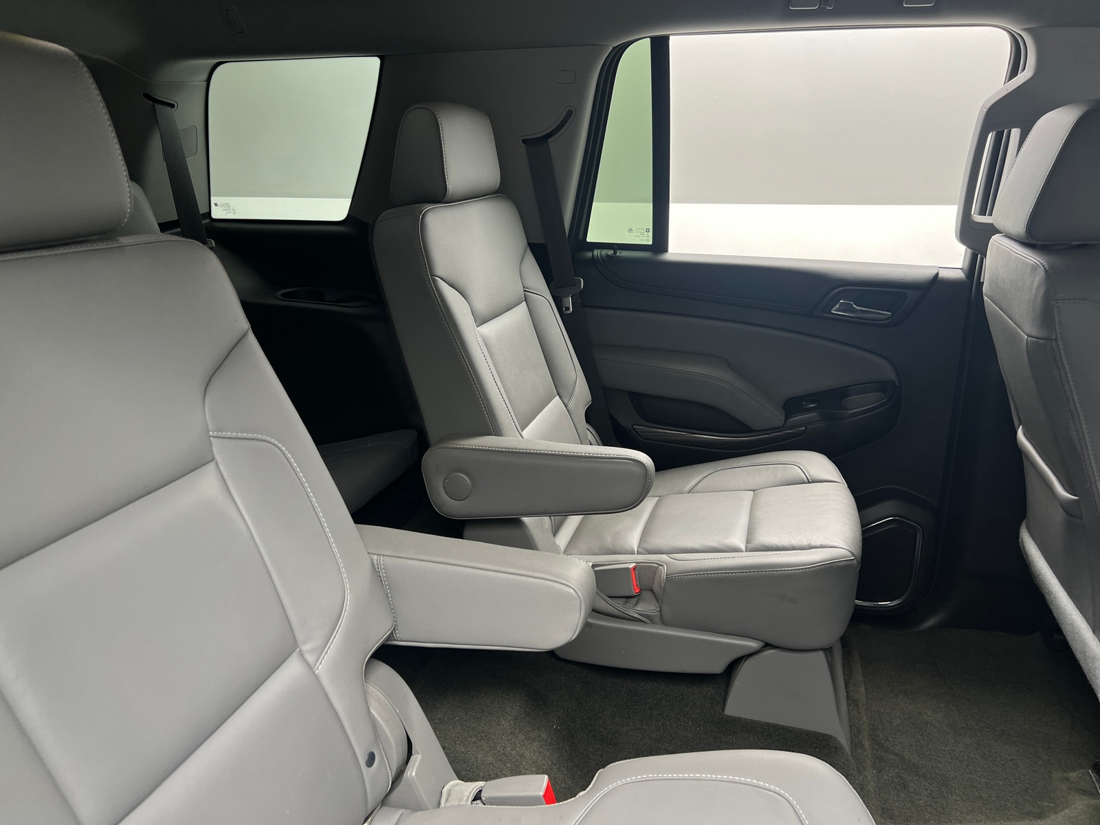 Thumbnail: 2018 Chevrolet Tahoe - 5