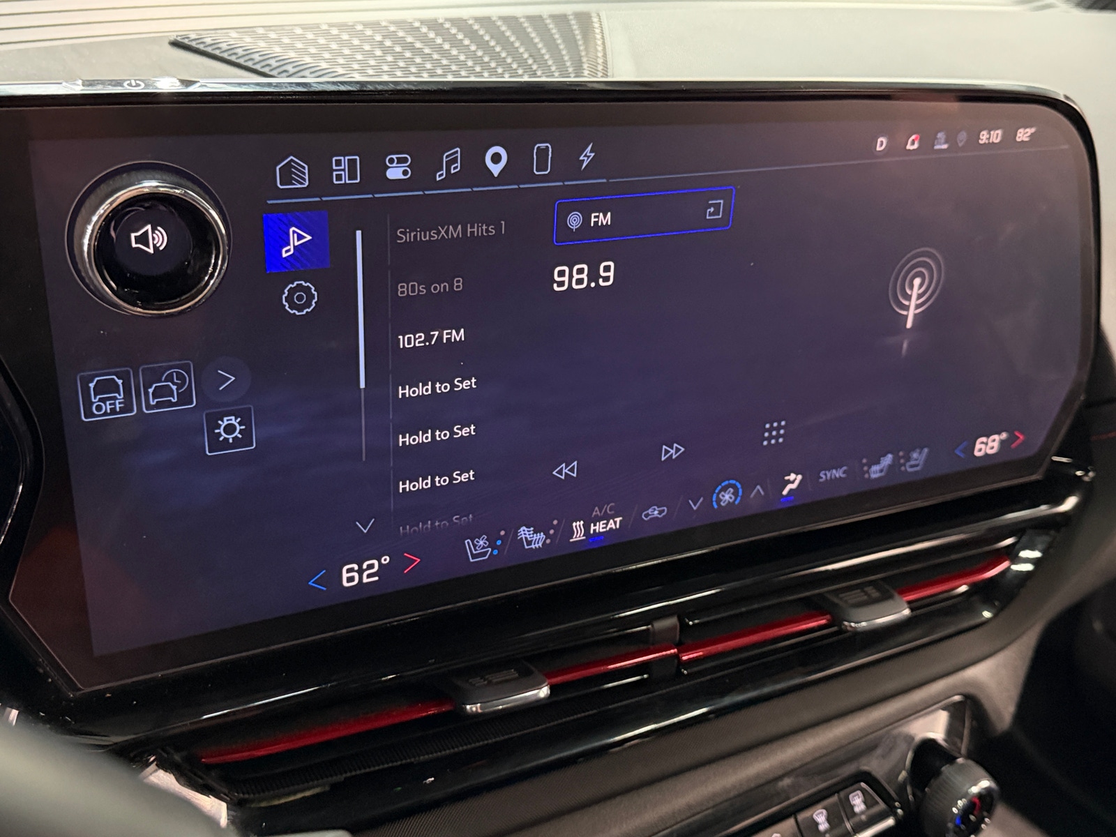 Thumbnail: 2024 Chevrolet Silverado EV - 3