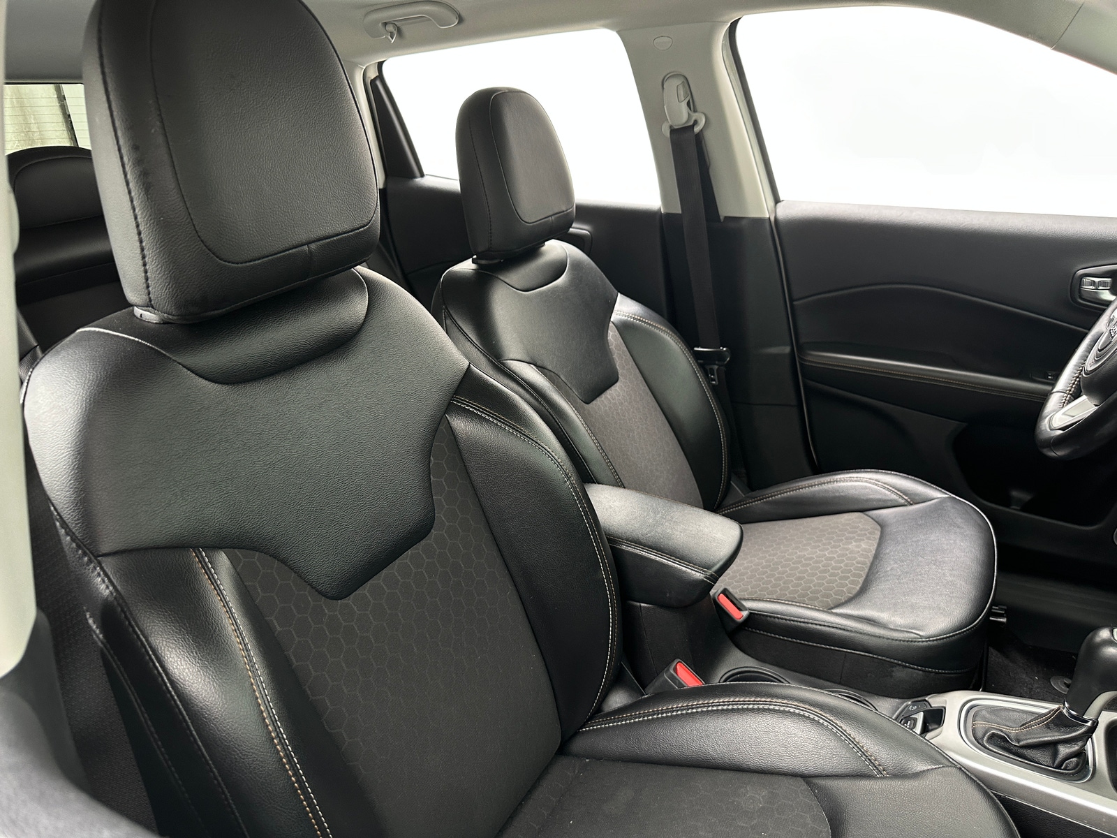 Thumbnail: 2020 Jeep Compass - 2