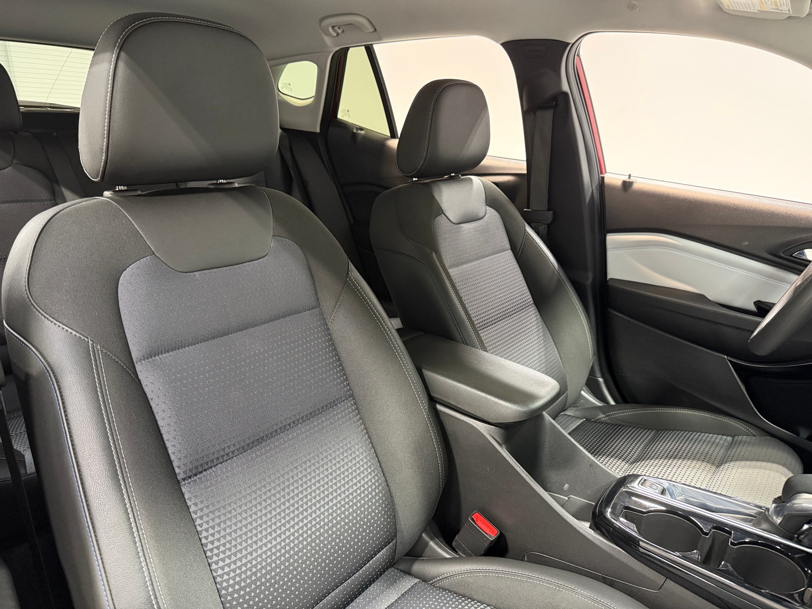 Thumbnail: 2025 Chevrolet Trax - 2