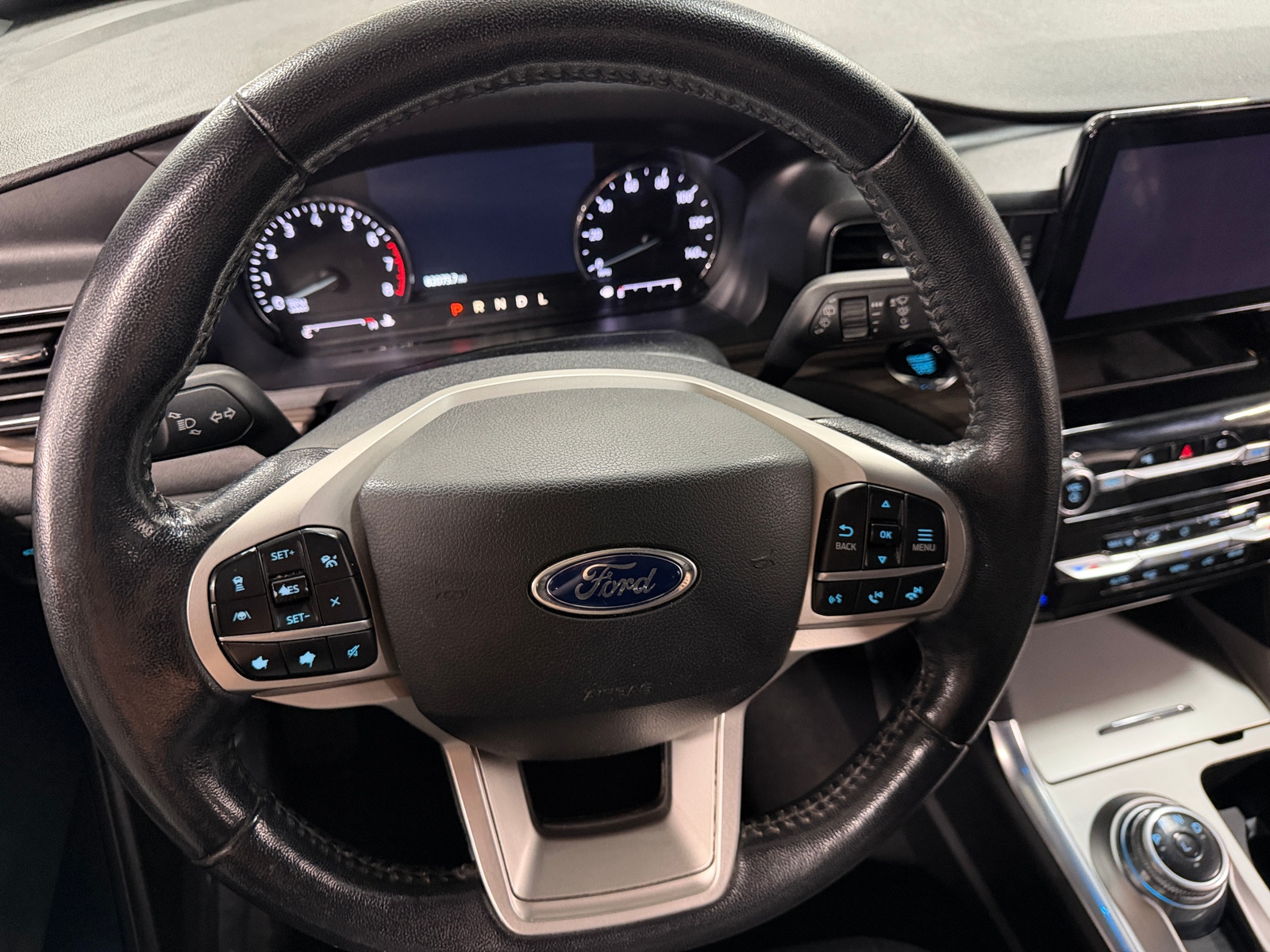 Thumbnail: 2021 Ford Explorer - 4