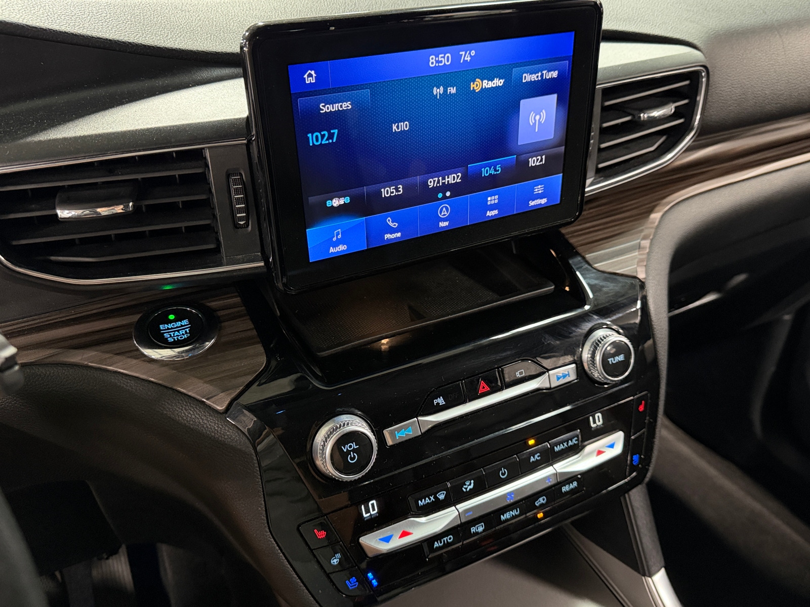 Thumbnail: 2021 Ford Explorer - 3