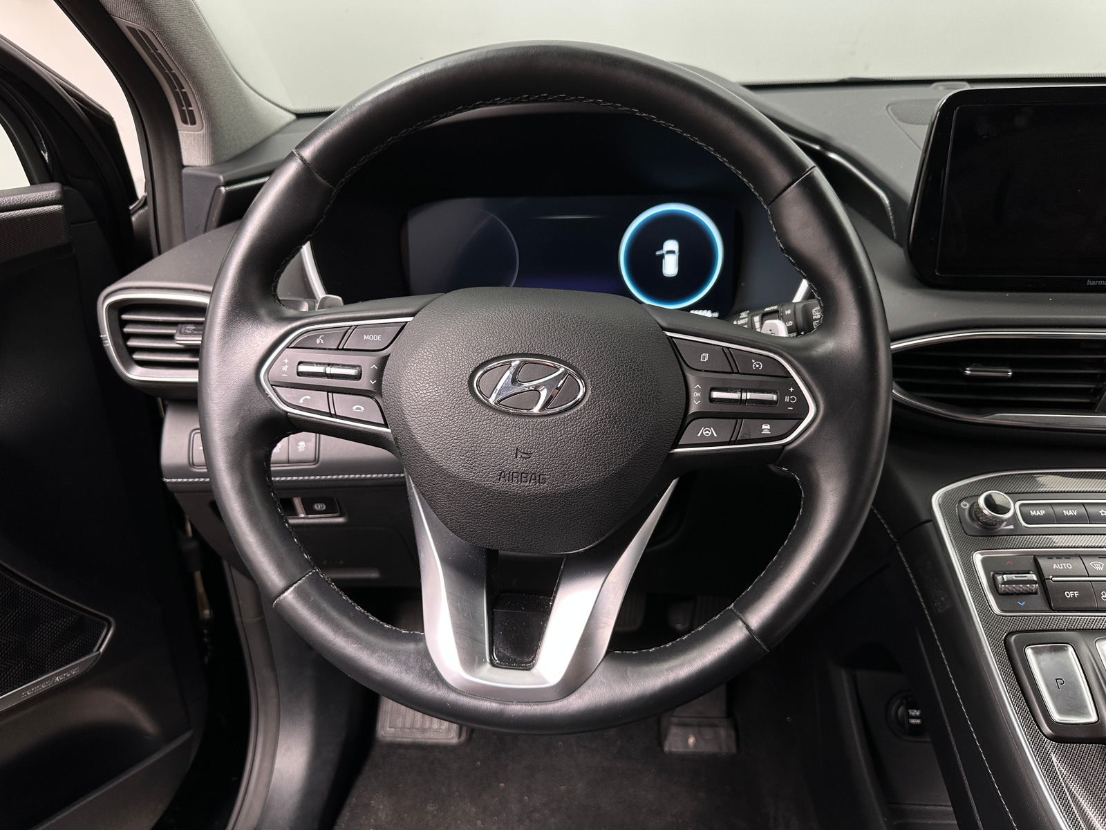 Thumbnail: 2022 Hyundai Santa Fe - 4