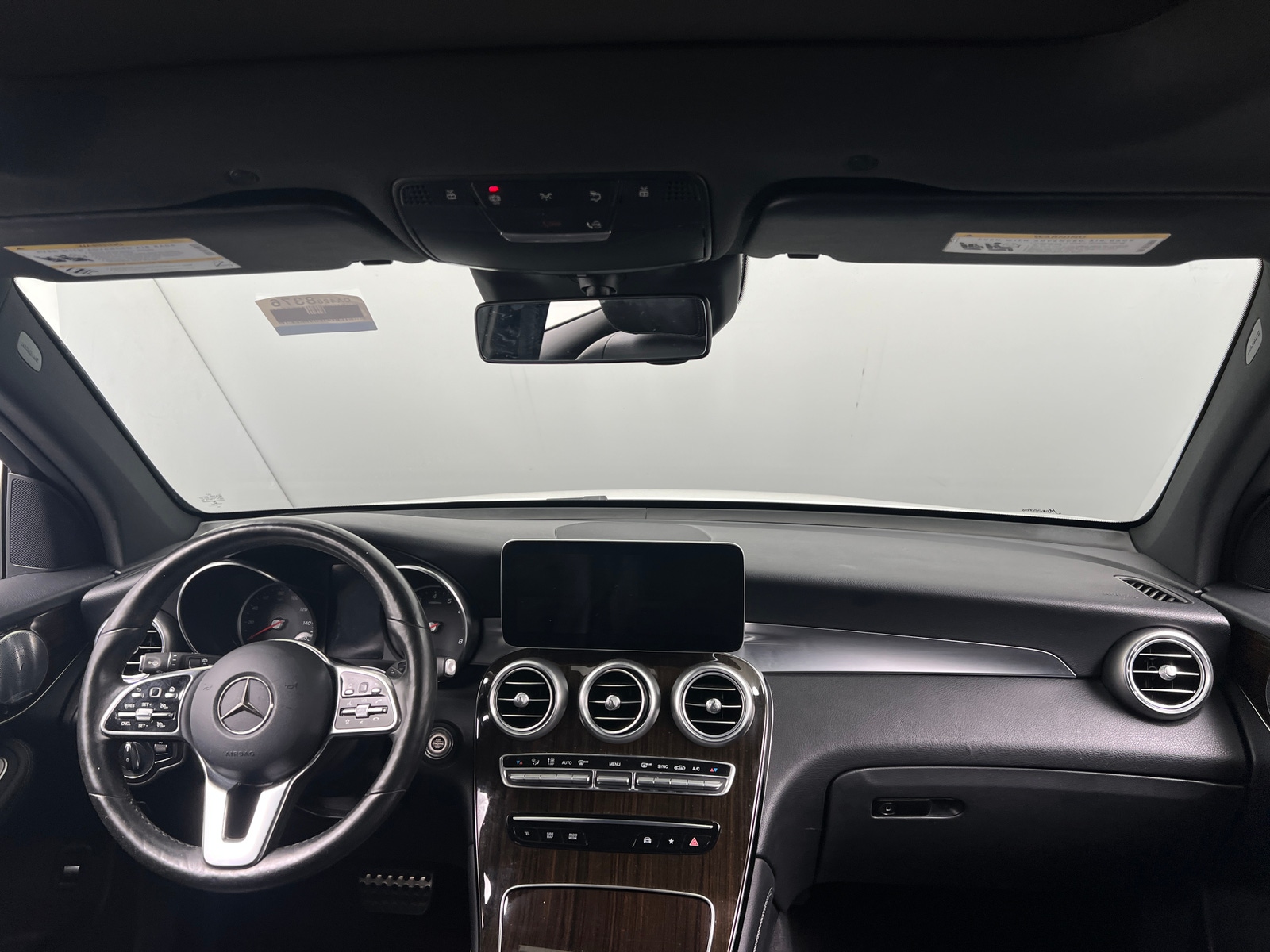Thumbnail: 2020 Mercedes-Benz GLC - 2