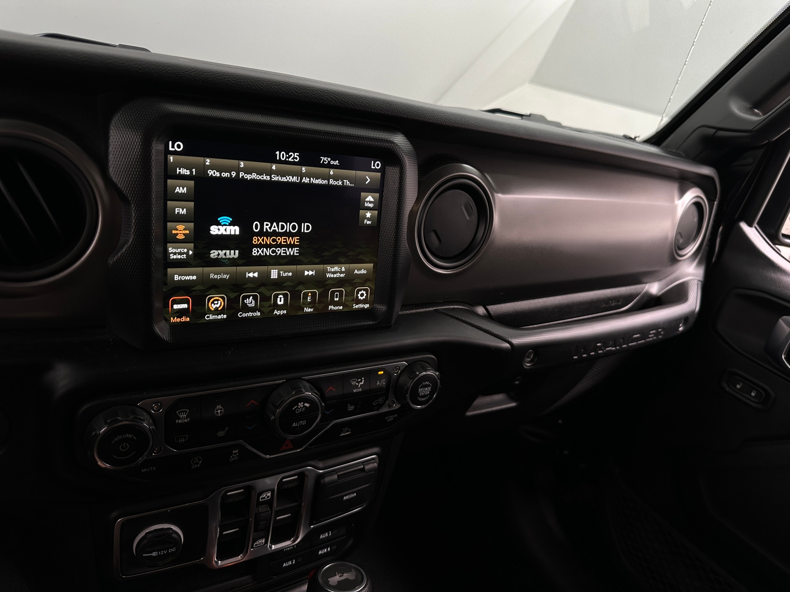 Thumbnail: 2023 Jeep Wrangler - 4