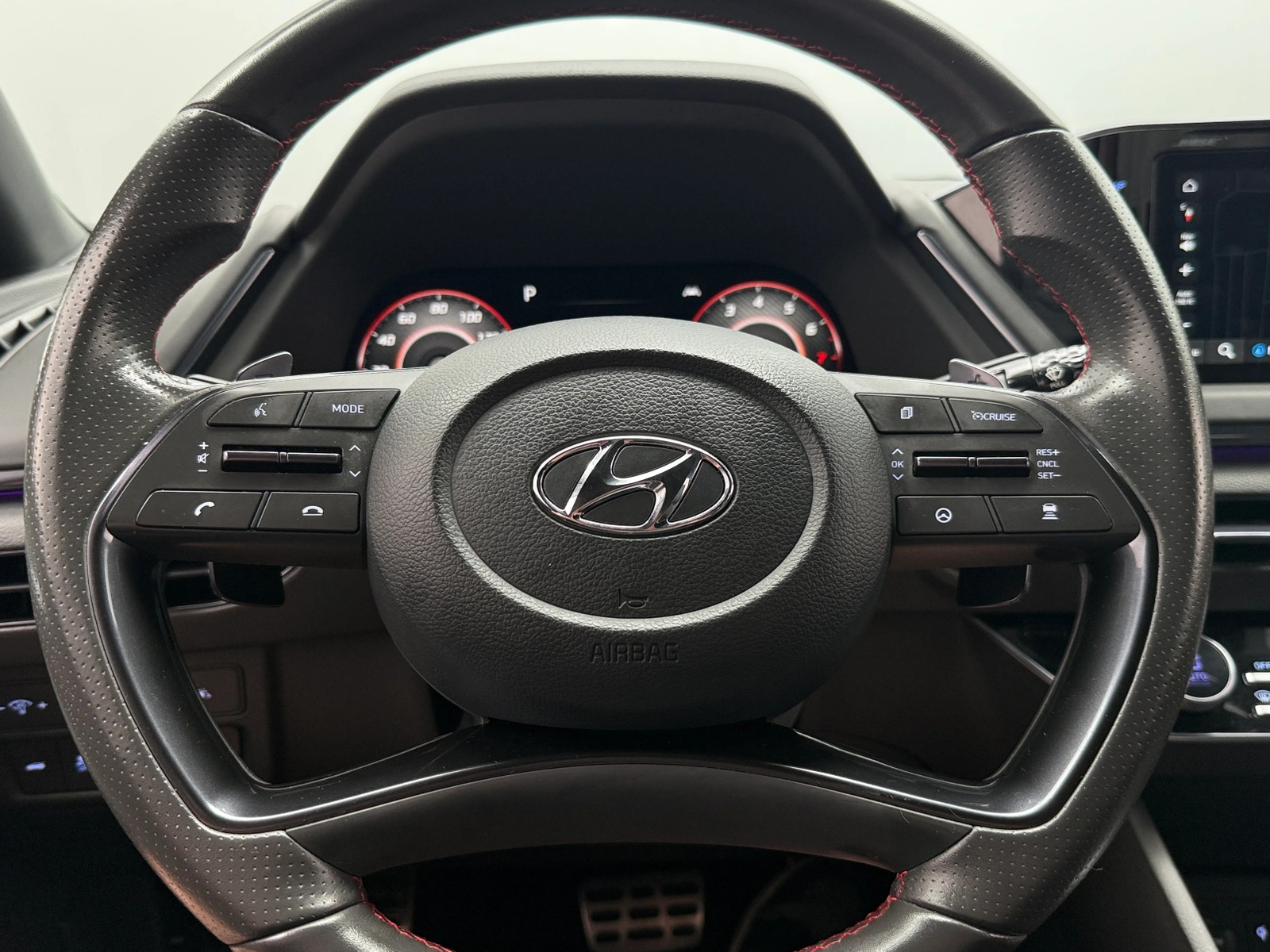 Thumbnail: 2023 Hyundai Sonata - 4