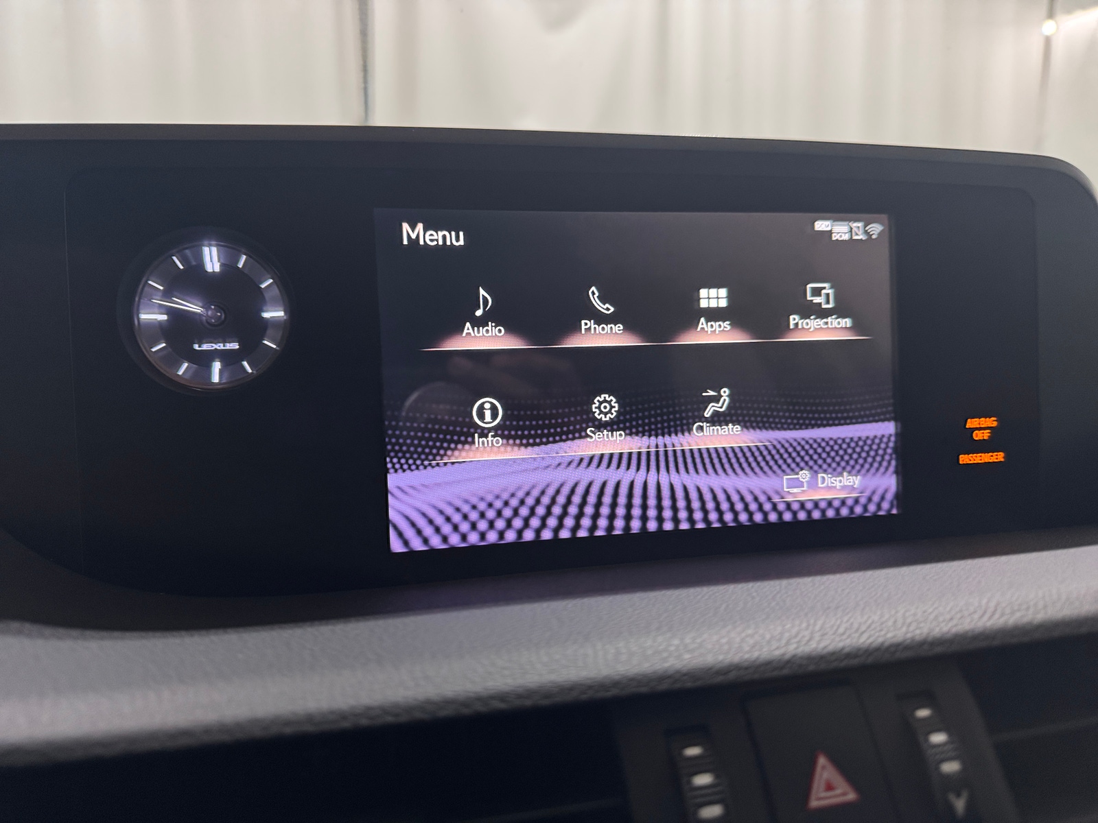 Thumbnail: 2021 Lexus ES - 3