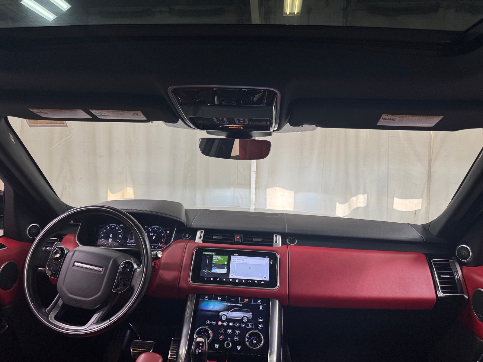Thumbnail: 2019 Land Rover Range Rover Sport - 2