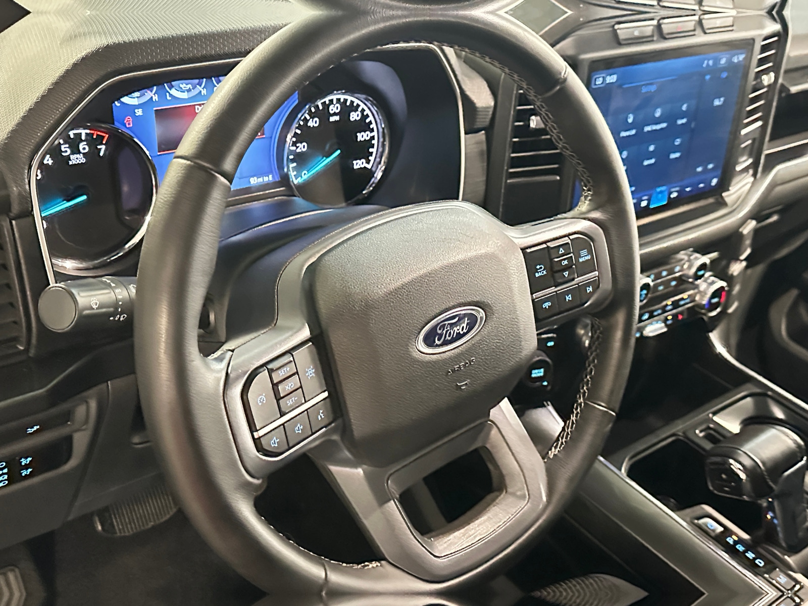 Thumbnail: 2023 Ford Econoline - 5