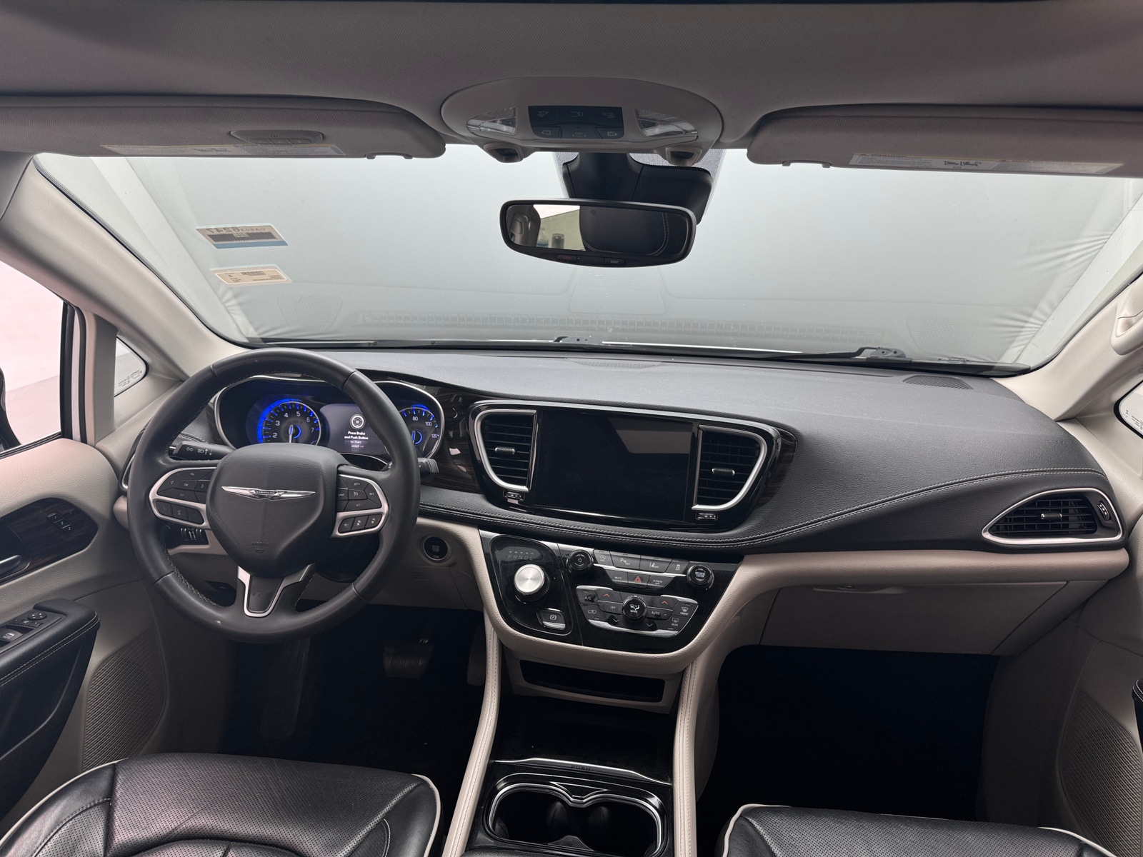 Thumbnail: 2023 Chrysler Pacifica - 2