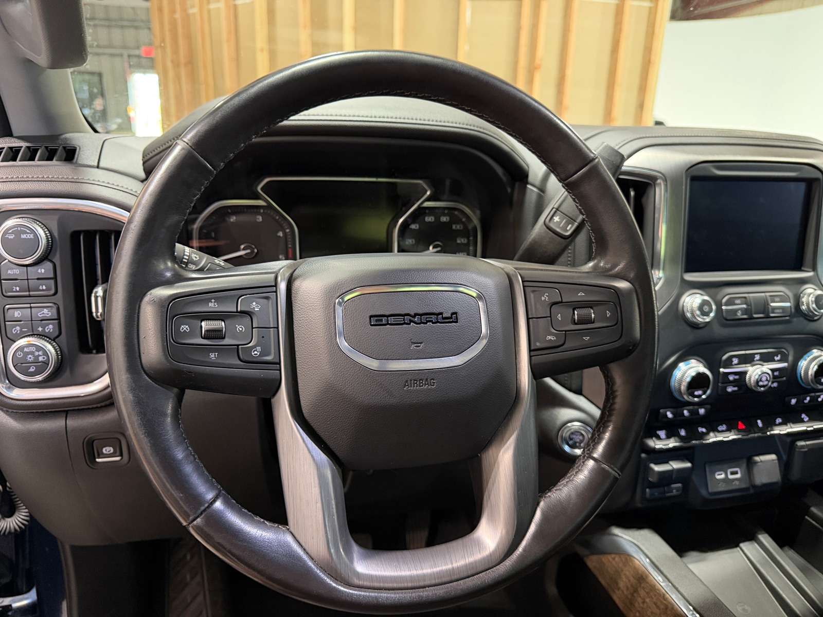 Thumbnail: 2020 GMC Sierra 3500 - 4