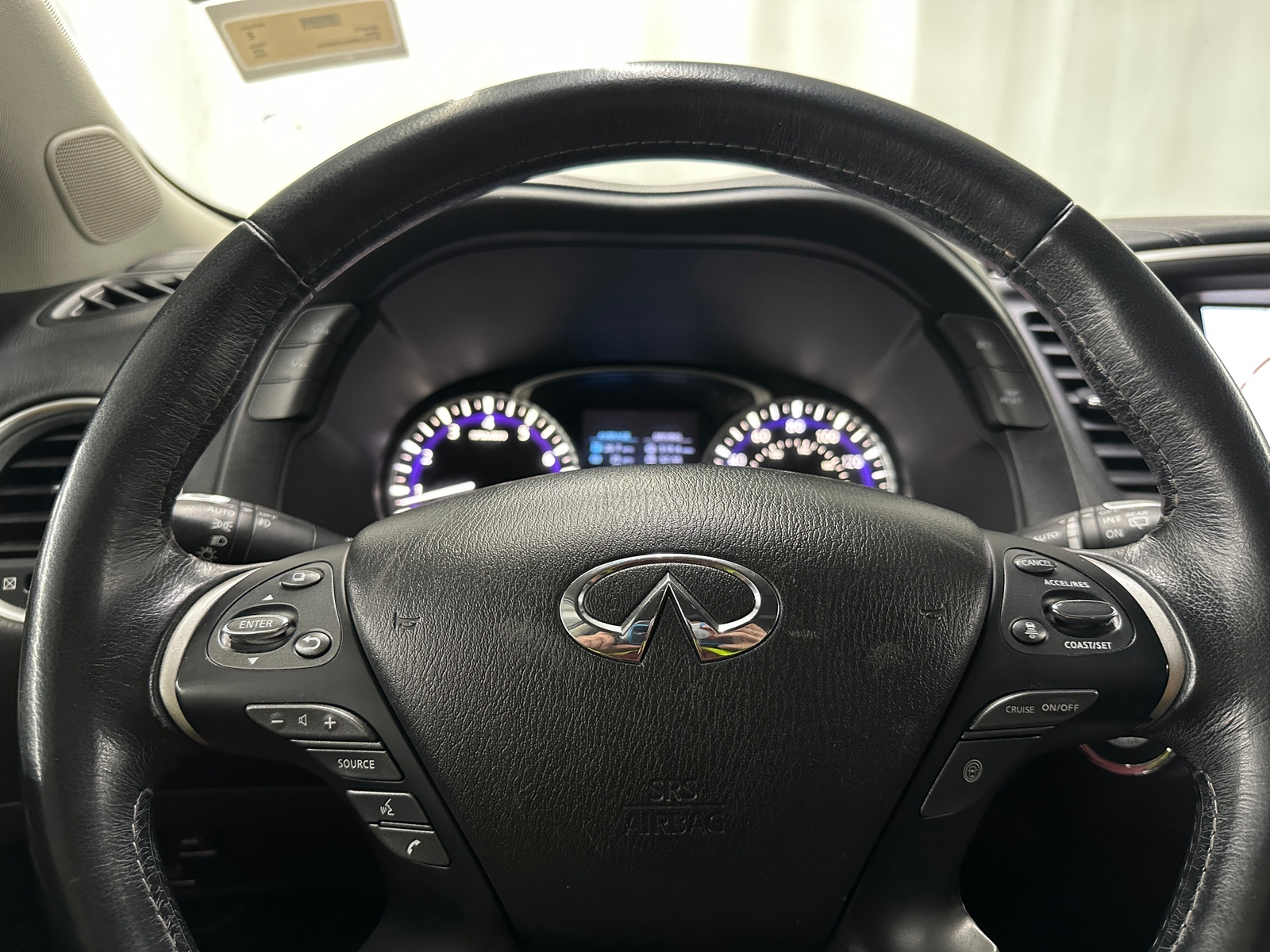 Thumbnail: 2019 INFINITI QX60 - 4