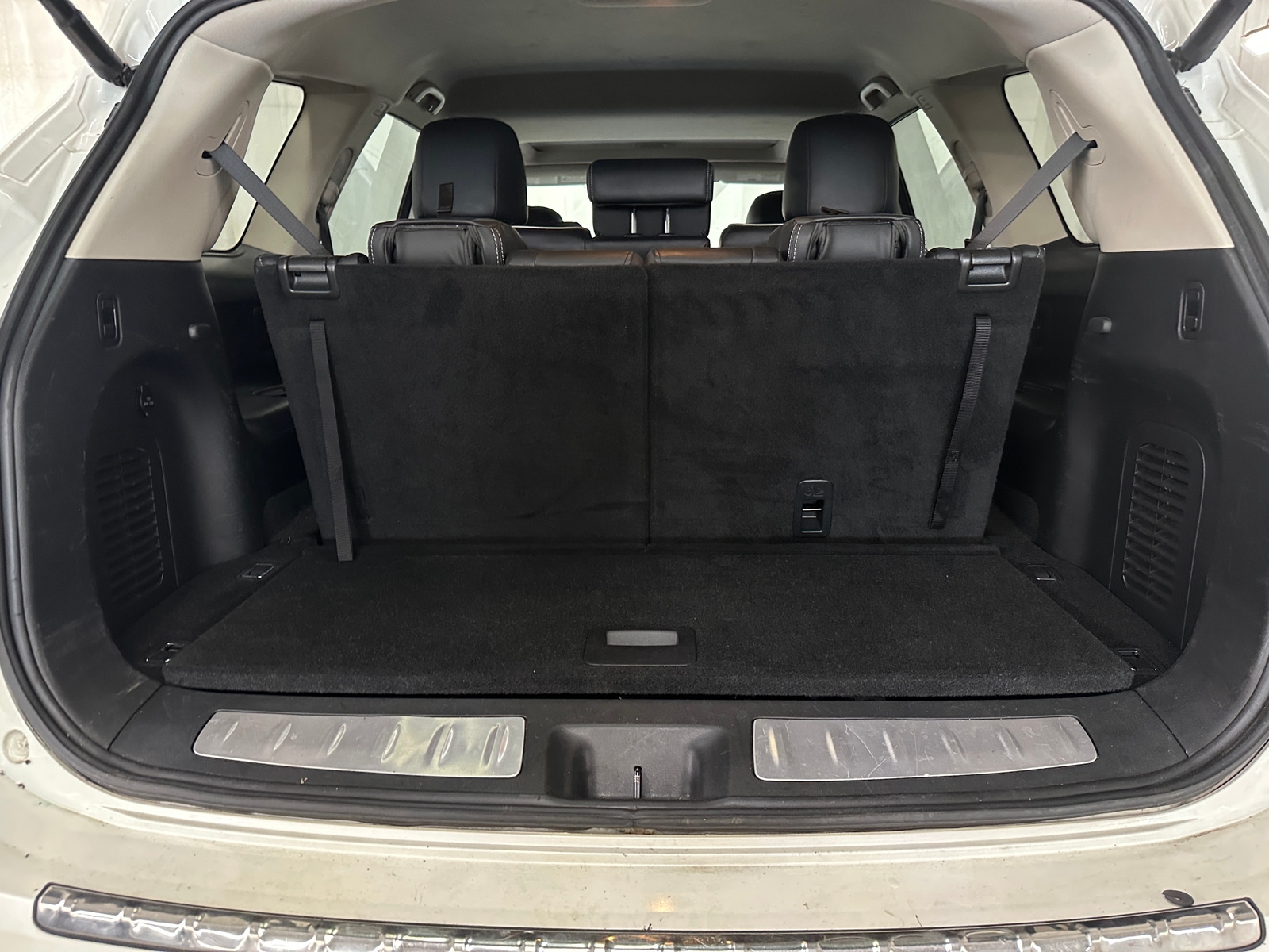 Thumbnail: 2019 INFINITI QX60 - 6