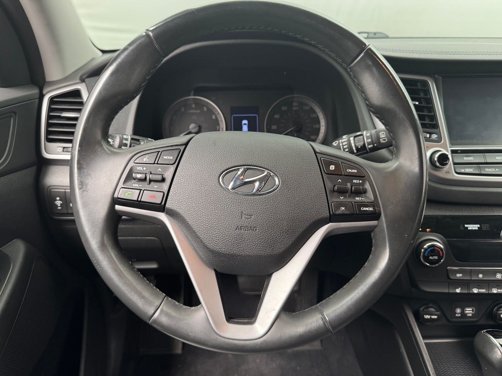 Thumbnail: 2018 Hyundai Tucson - 4