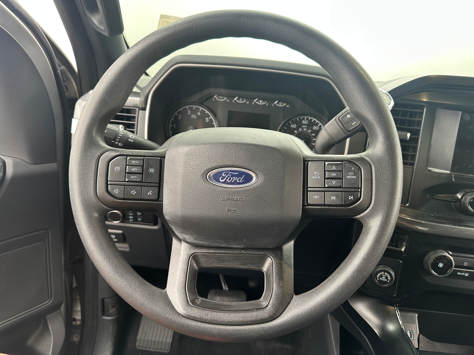 Thumbnail: 2023 Ford Econoline - 5