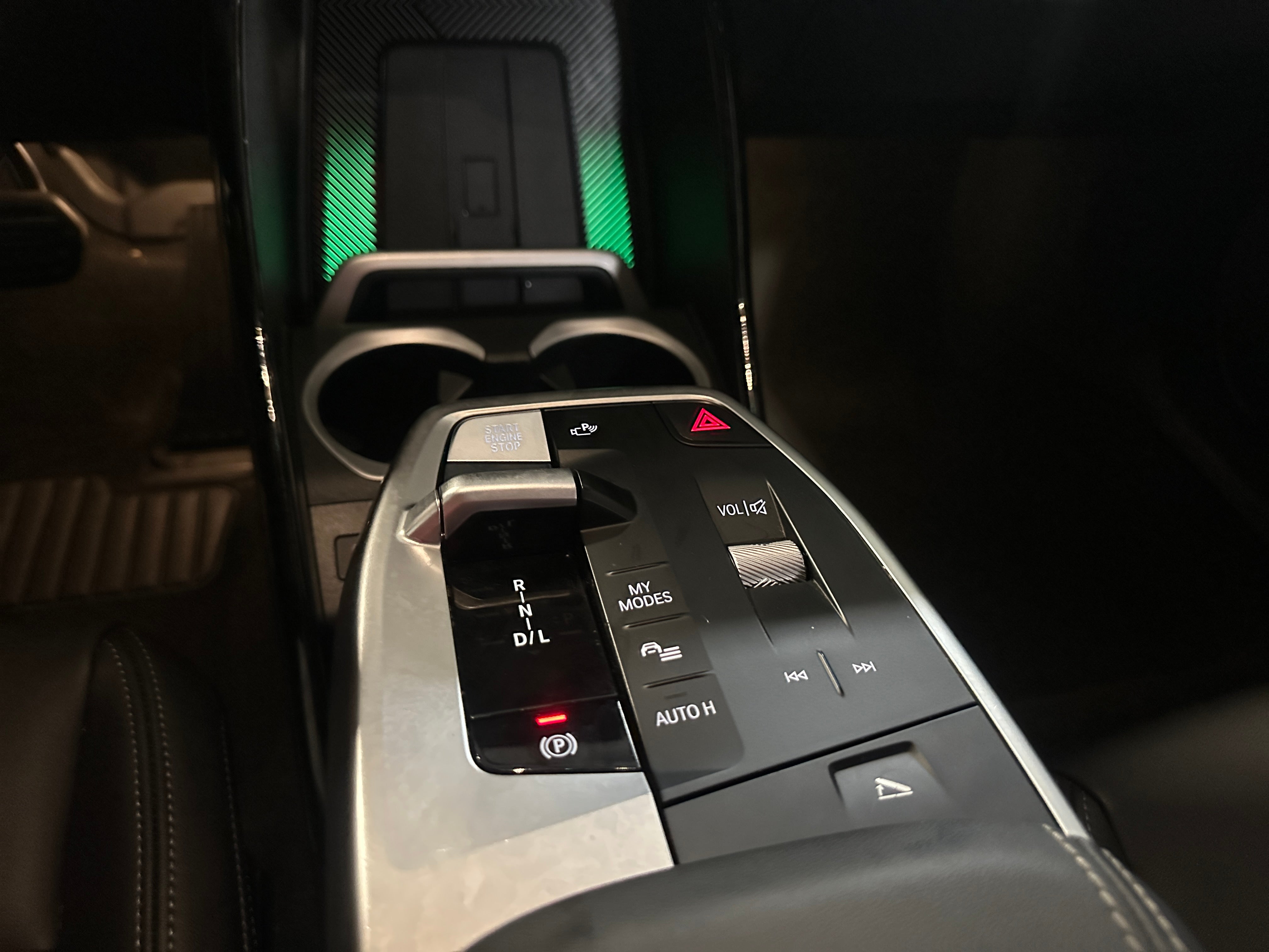 2026 BMW X2 28i - Photo 8
