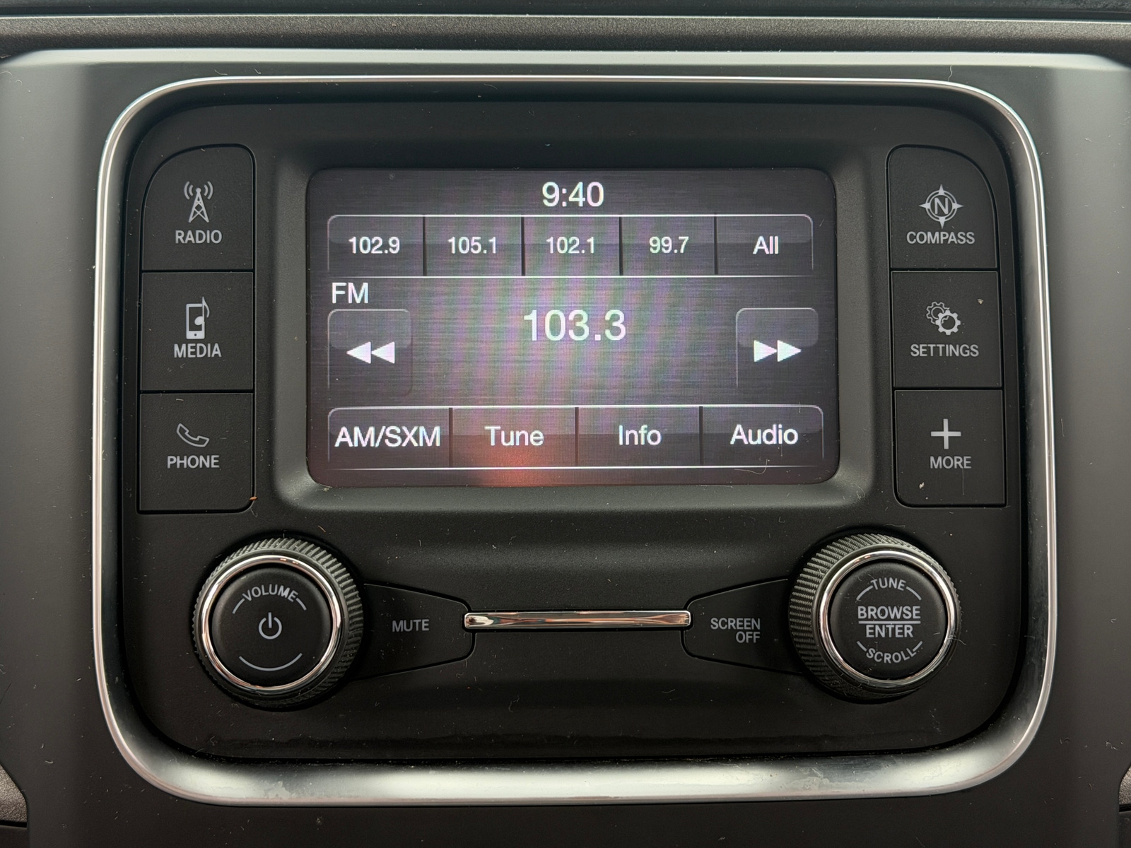 Thumbnail: 2021 RAM 1500 Classic - 4