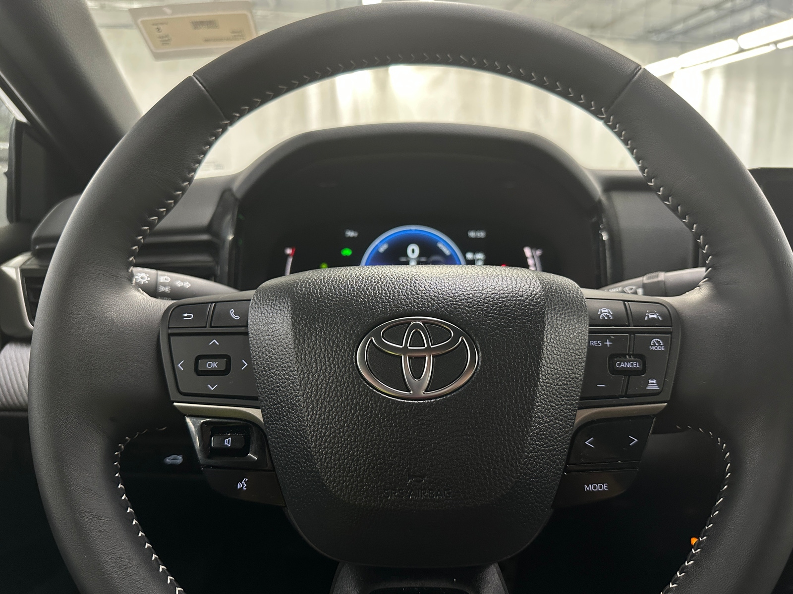 Thumbnail: 2025 Toyota Camry - 4