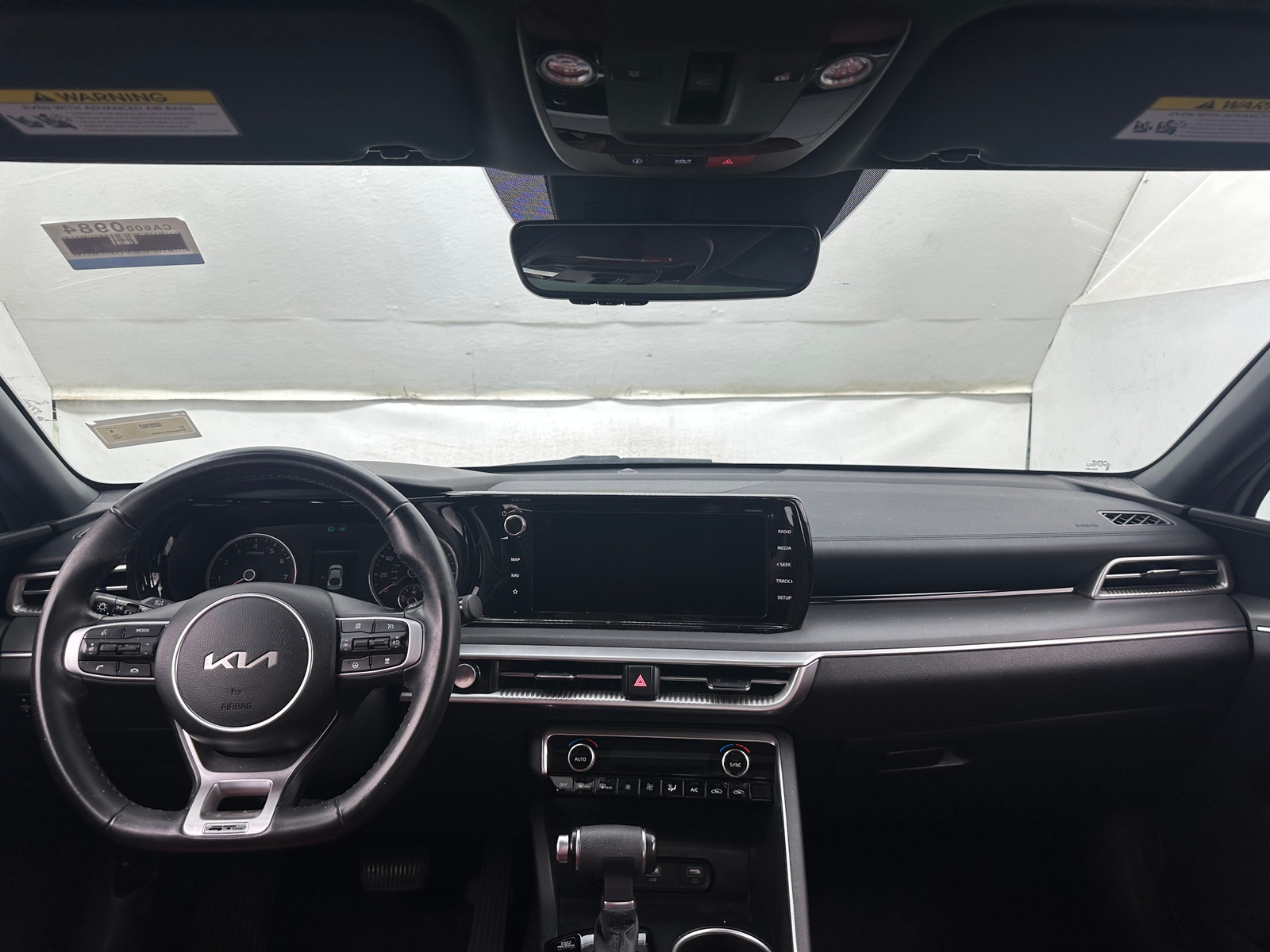 Thumbnail: 2023 Kia K5 - 2