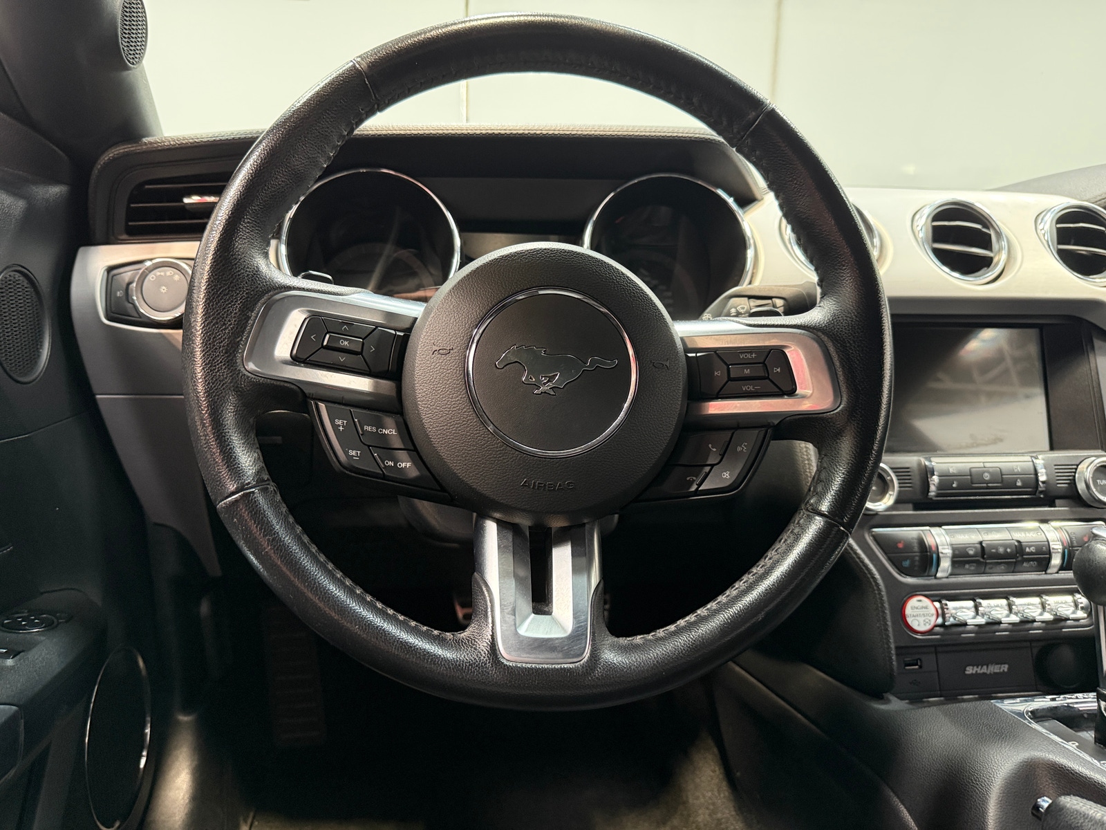 Thumbnail: 2016 Ford Mustang - 4