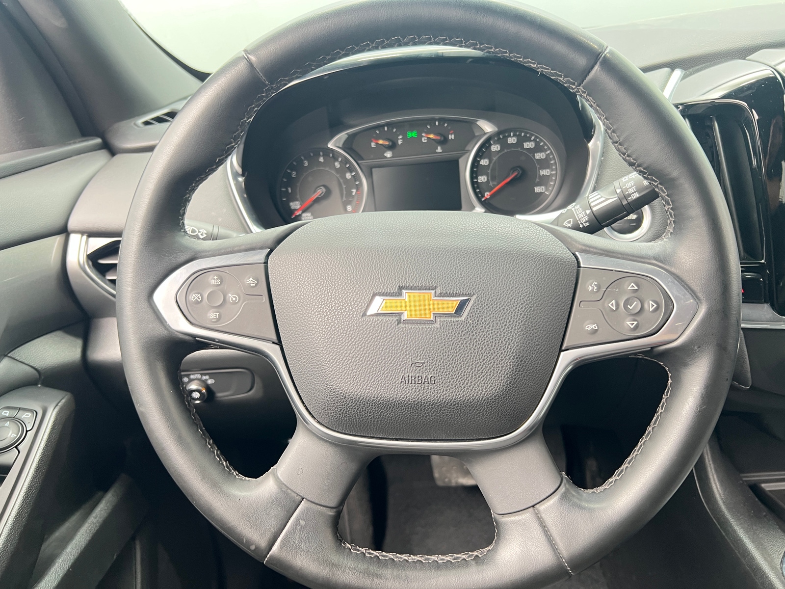 Thumbnail: 2023 Chevrolet Traverse - 5