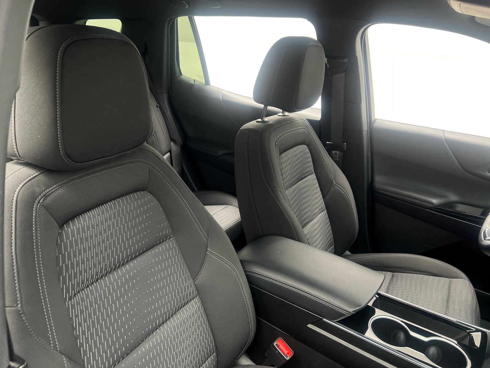 Thumbnail: 2025 Chevrolet Equinox - 2