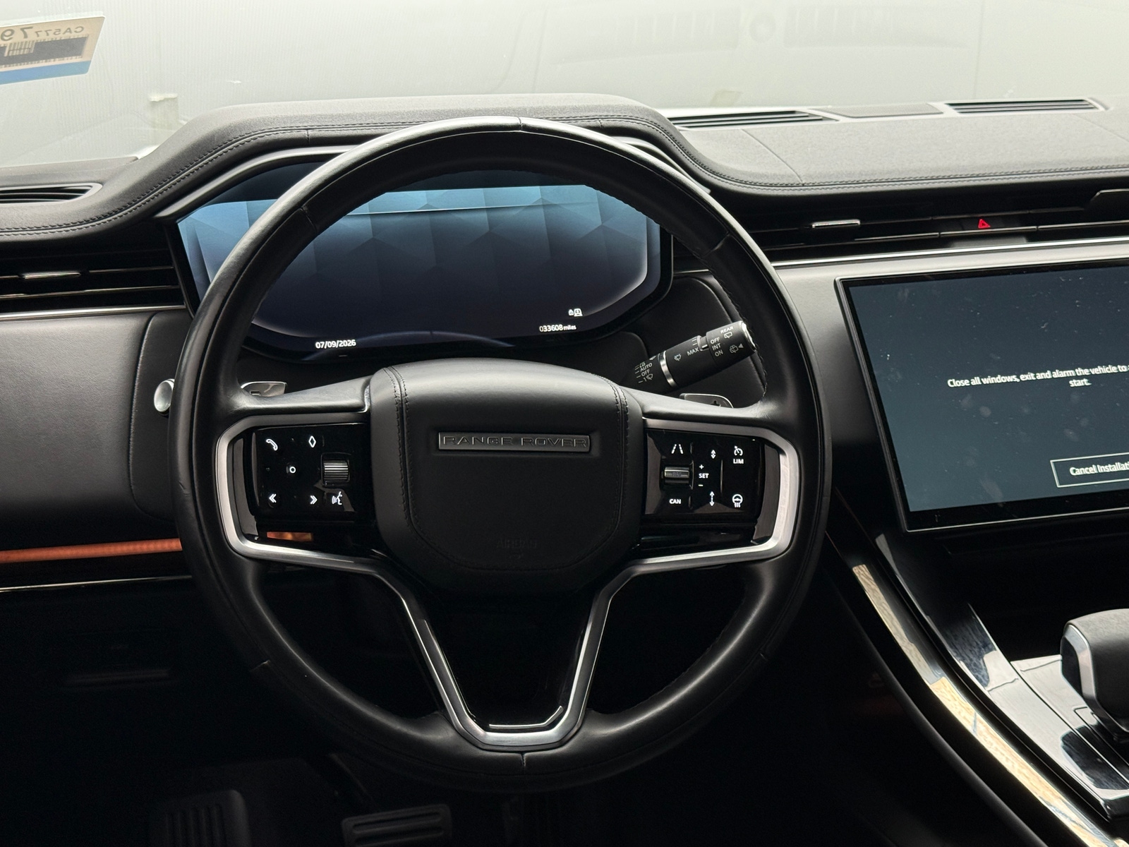 Thumbnail: 2025 Land Rover Range Rover Sport - 4