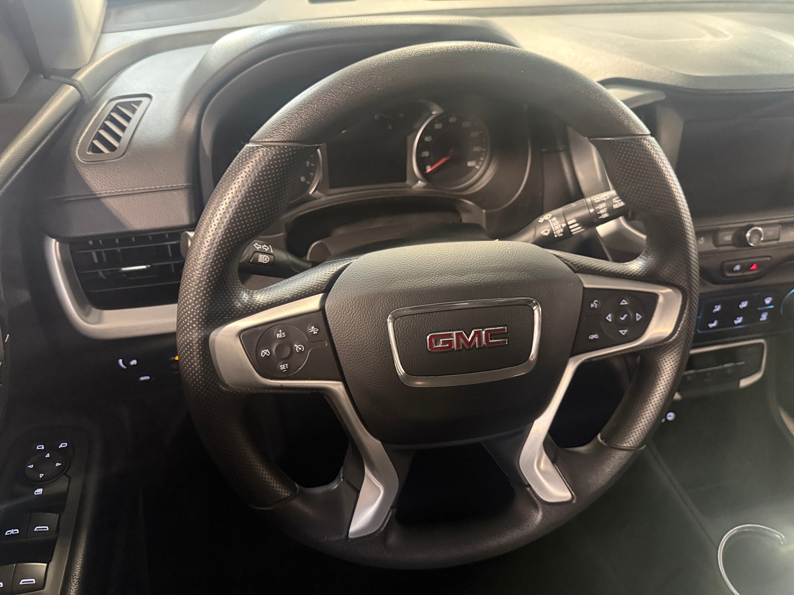 Thumbnail: 2024 GMC Terrain - 5