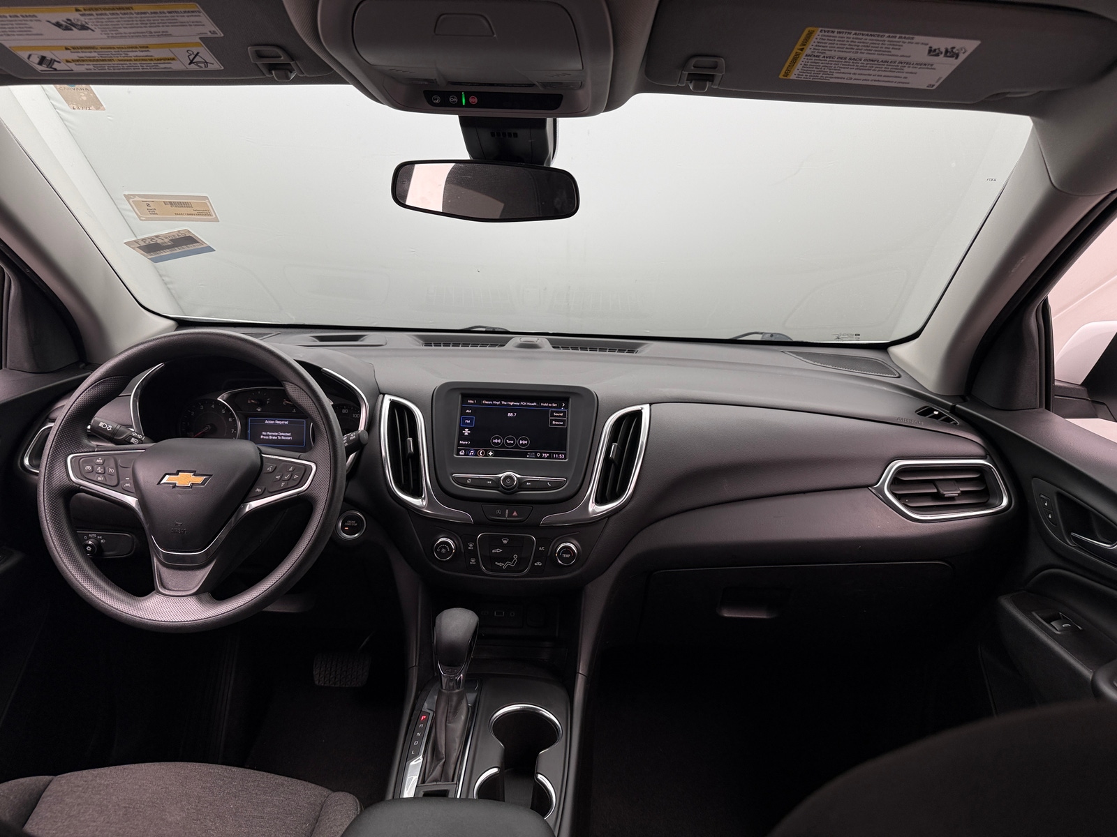 Thumbnail: 2022 Chevrolet Equinox - 3