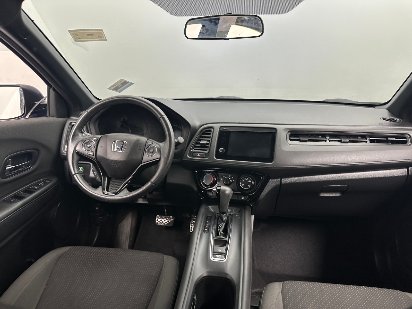 Thumbnail: 2019 Honda HR-V - 3