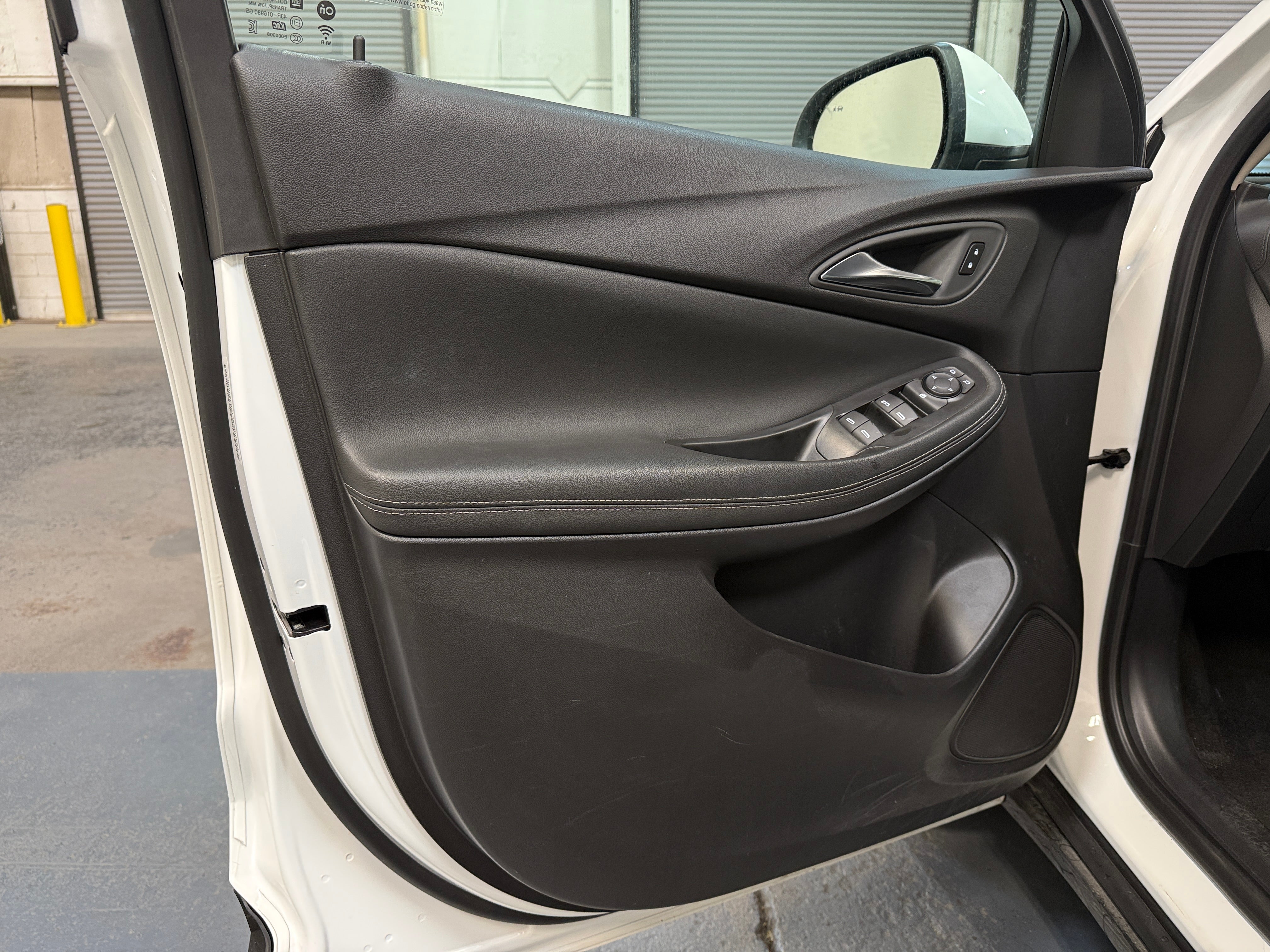 2025 Buick Encore GX Preferred - Photo 10
